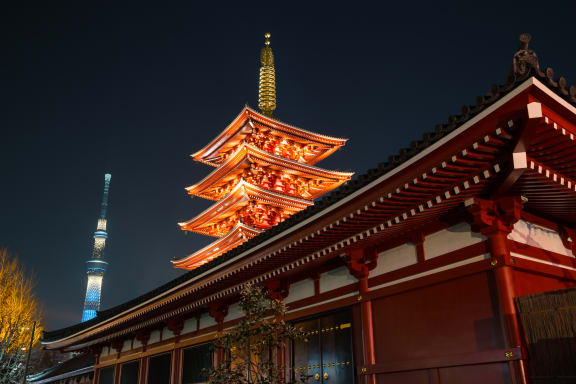 カップルで楽しむ浅草お散歩コース 上野 スカイツリー周辺もご紹介 旅先で特別な結婚写真が残せるフォトジェニックジャーニー By