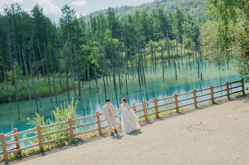 青い池で『フォトウェディング』を撮影すると♪