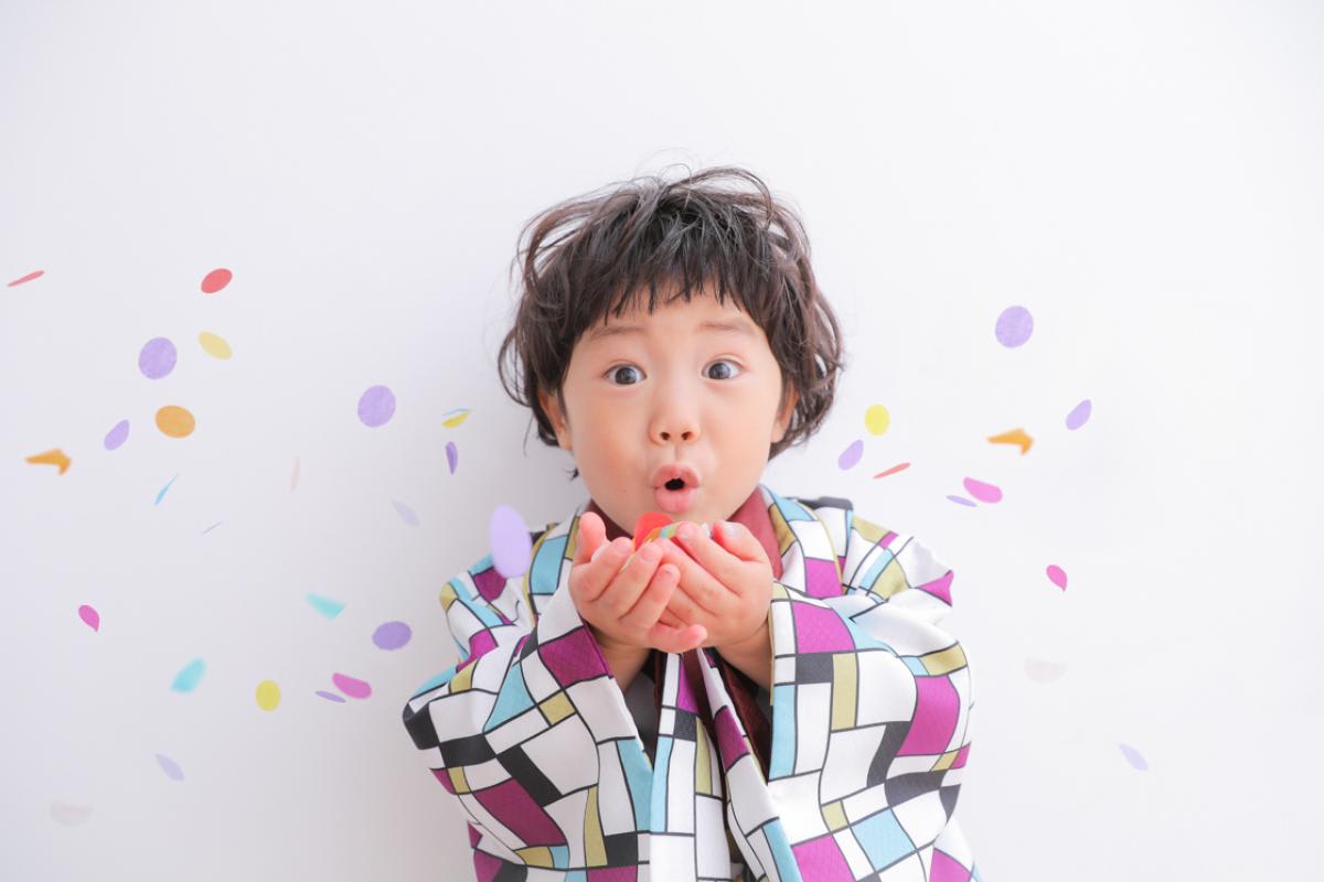 七五三　記念写真　コンフェッティ　キッズフォトハウス　HAPISTA