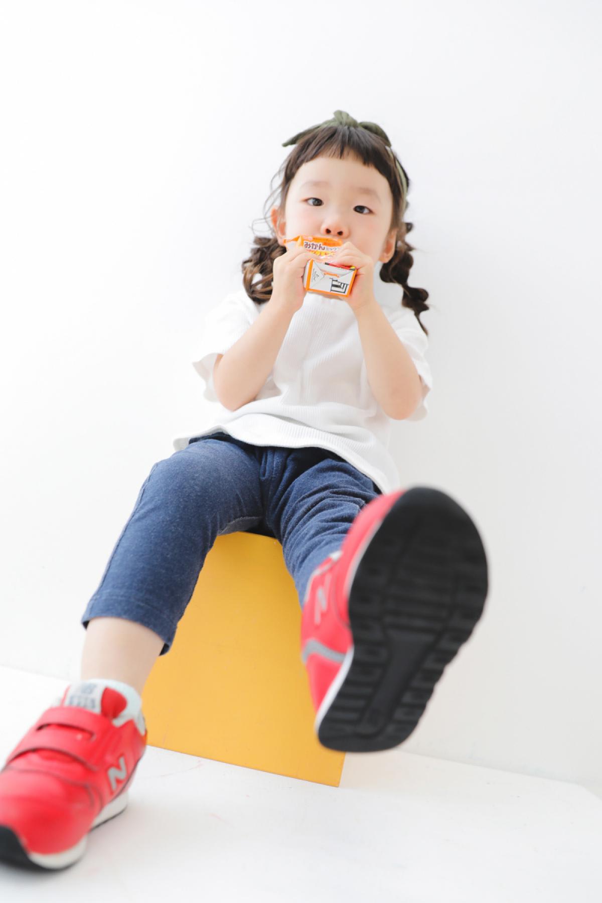 七五三　記念写真　女の子　ジュース　キッズフォトハウス　HAPISTA