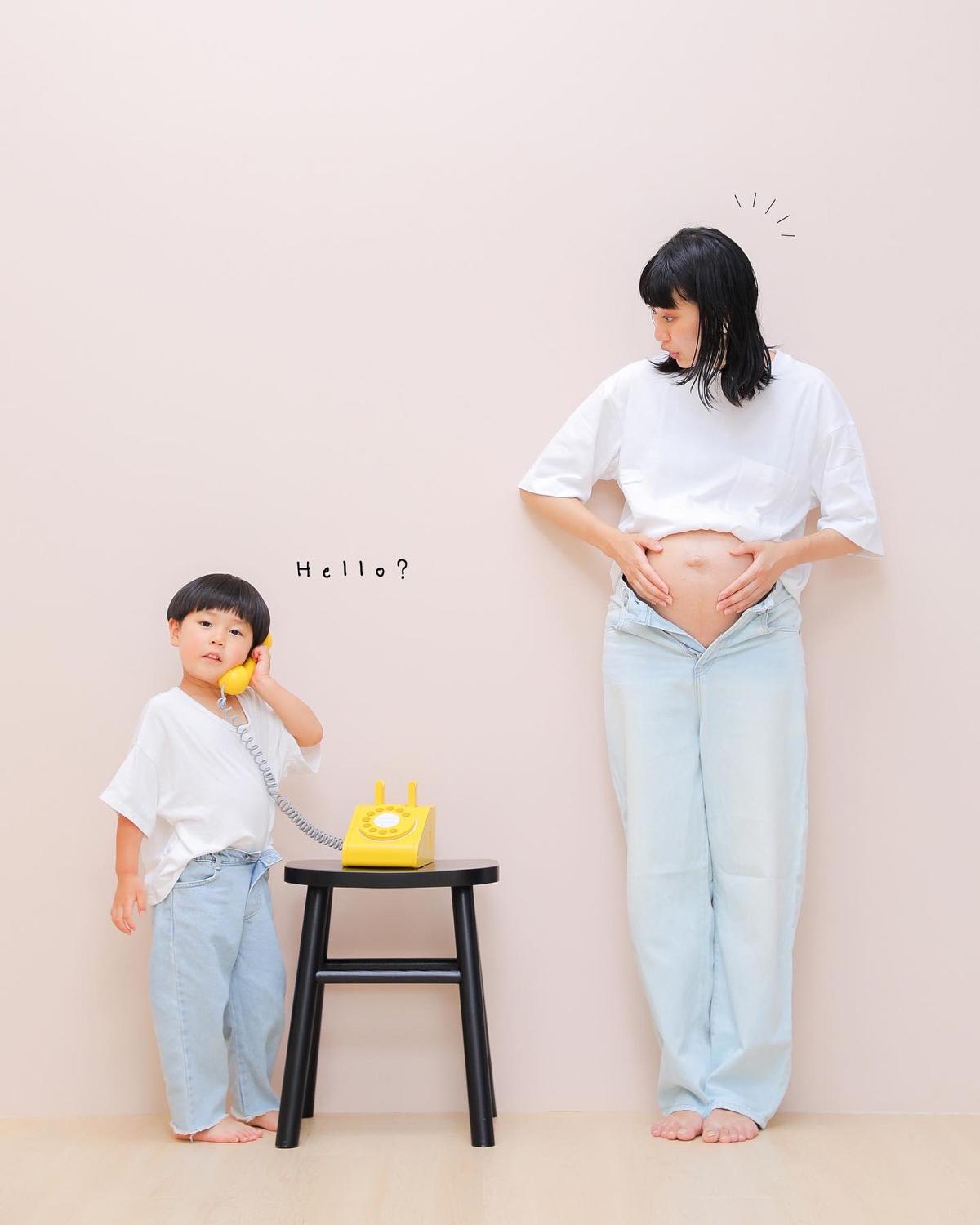 マタニティ　家族写真　お兄ちゃん　電話　フォトスタジオ　ハピスタ　