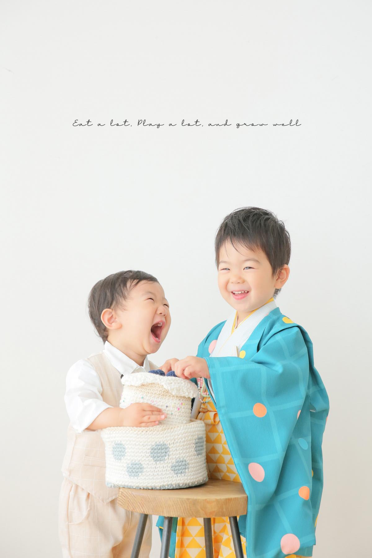 七五三　記念写真　兄弟フォト　ケーキ　キッズフォトハウス　HAPISTA