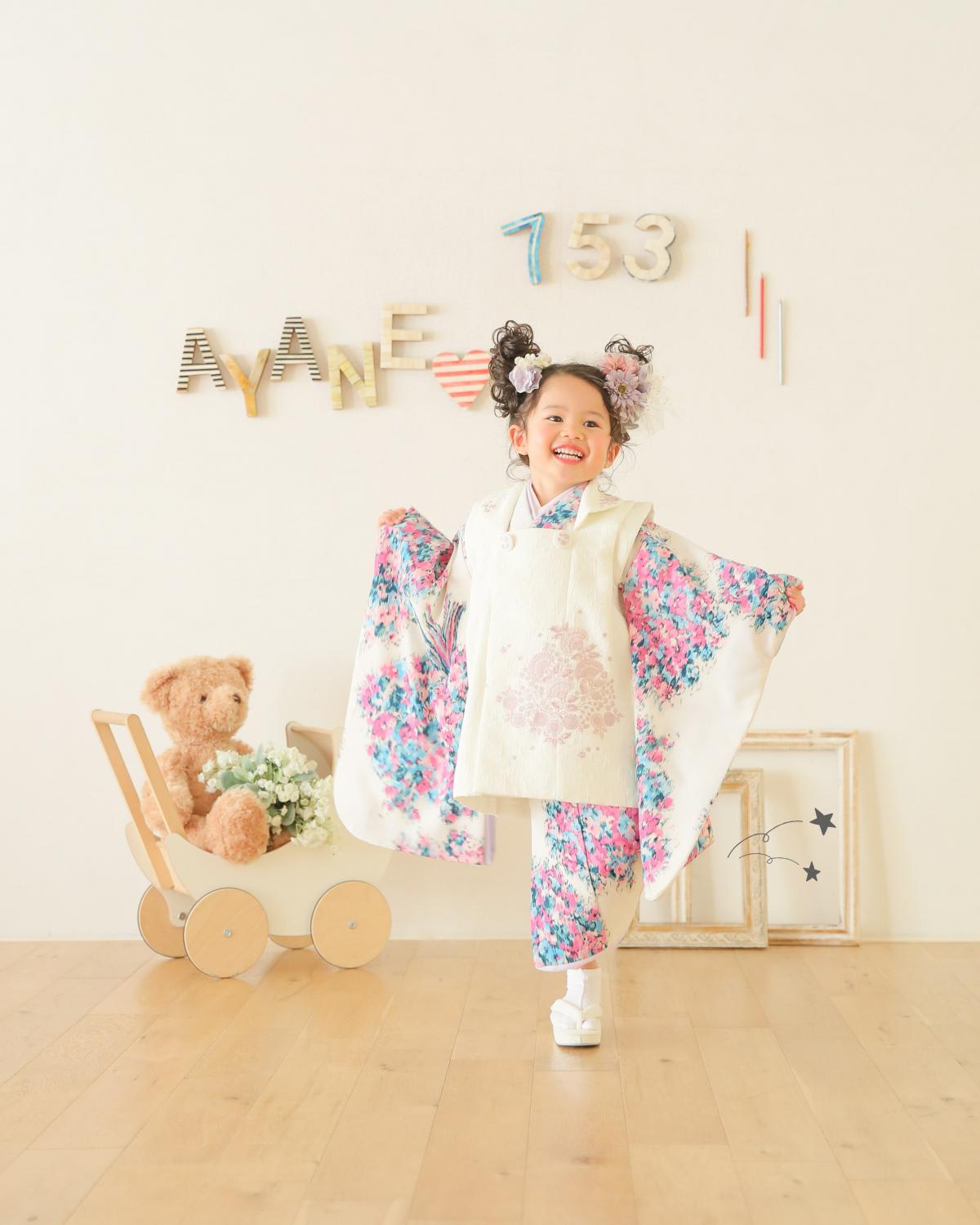 七五三　記念写真　女の子　ぬいぐるみ　キッズフォトハウス　HAPISTA