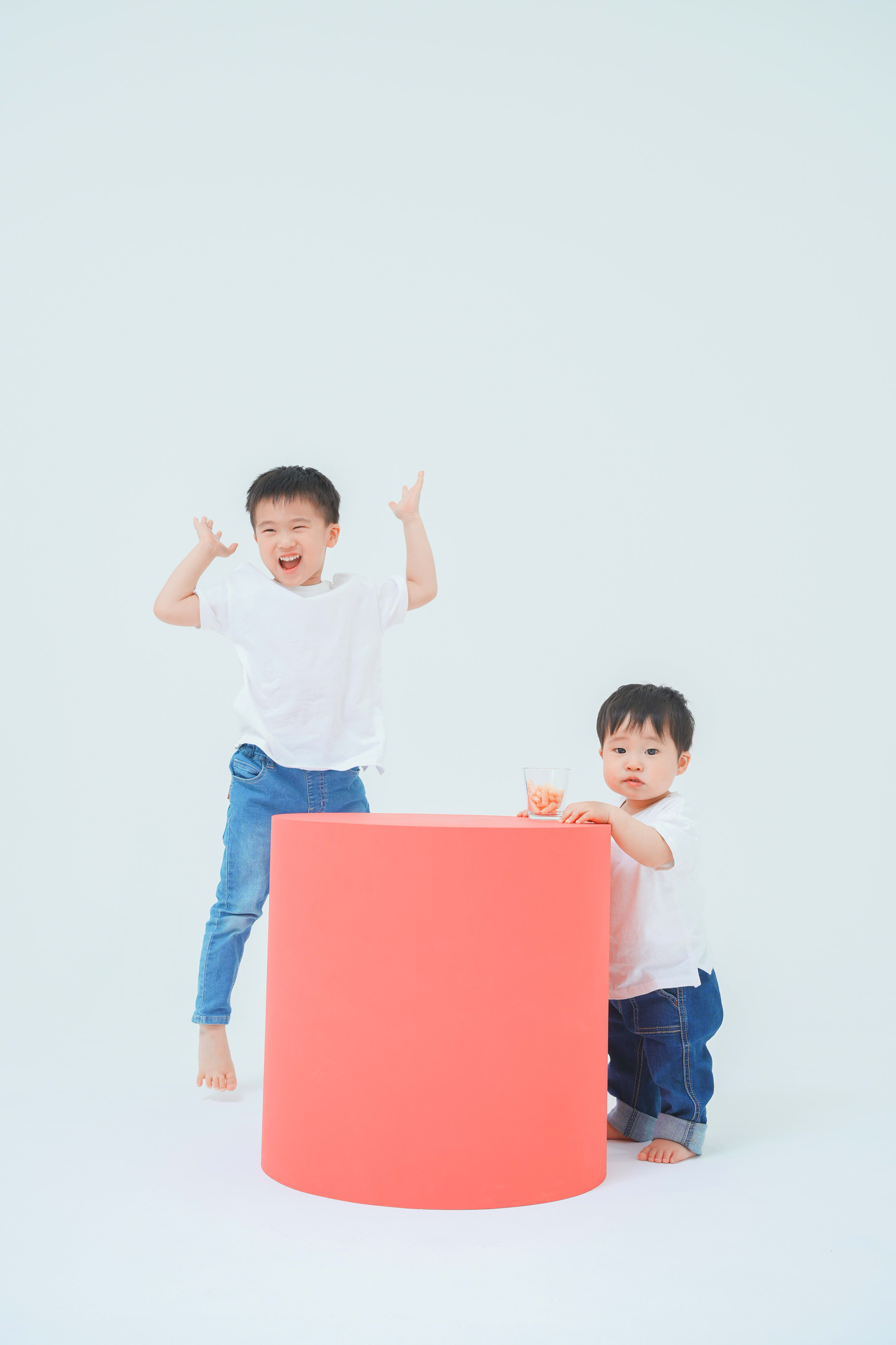 誕生日撮影　誕生日　バースデー　バースデー撮影　記念撮影　男の子　キッズフォトスタジオ　フォトスタジオ　大阪フォトスタジオ　堺市フォトスタジオ　兄弟　仲良し