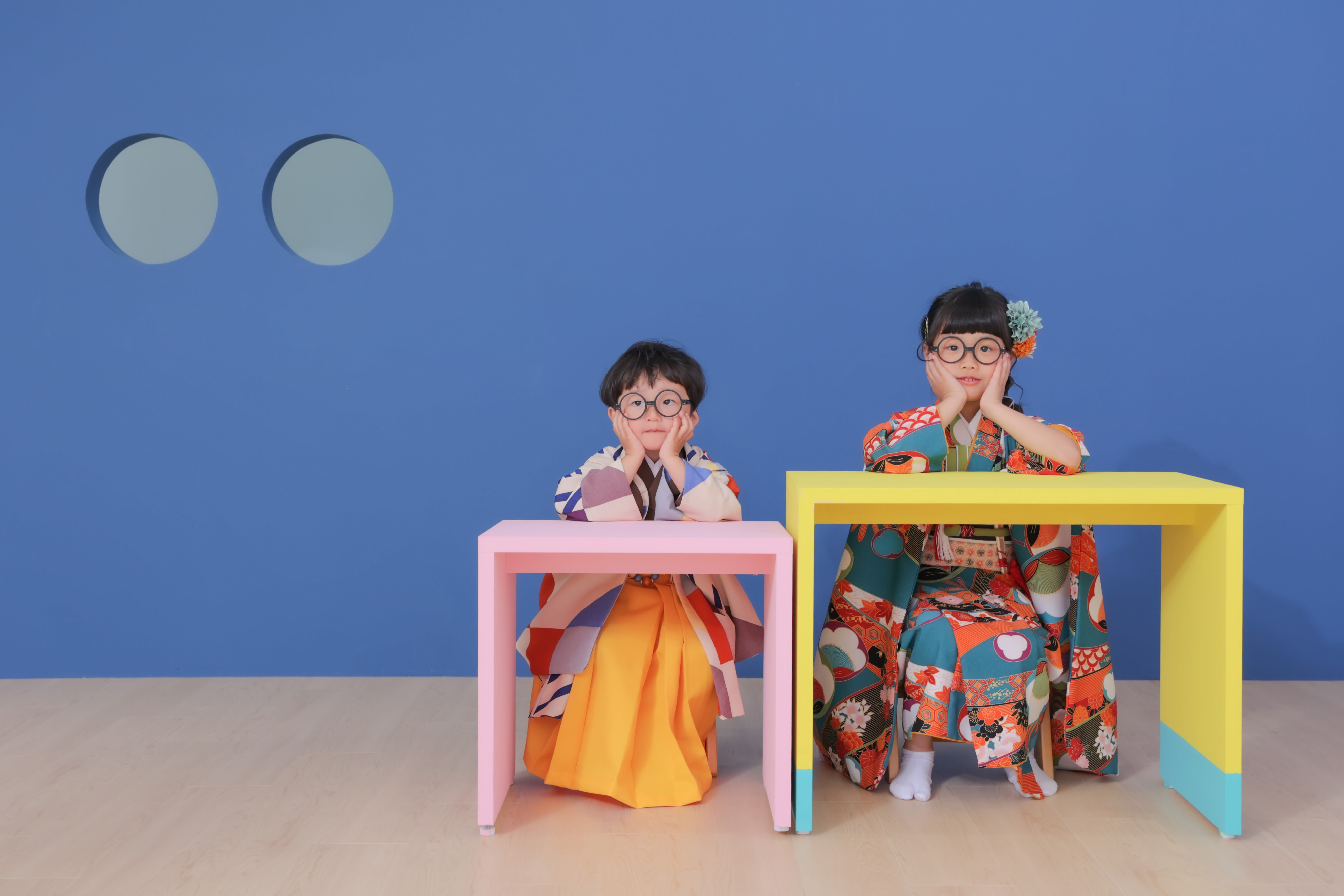 七五三　兄弟　可愛い　カラフル　キッズフォトスタジオ　ハピスタ