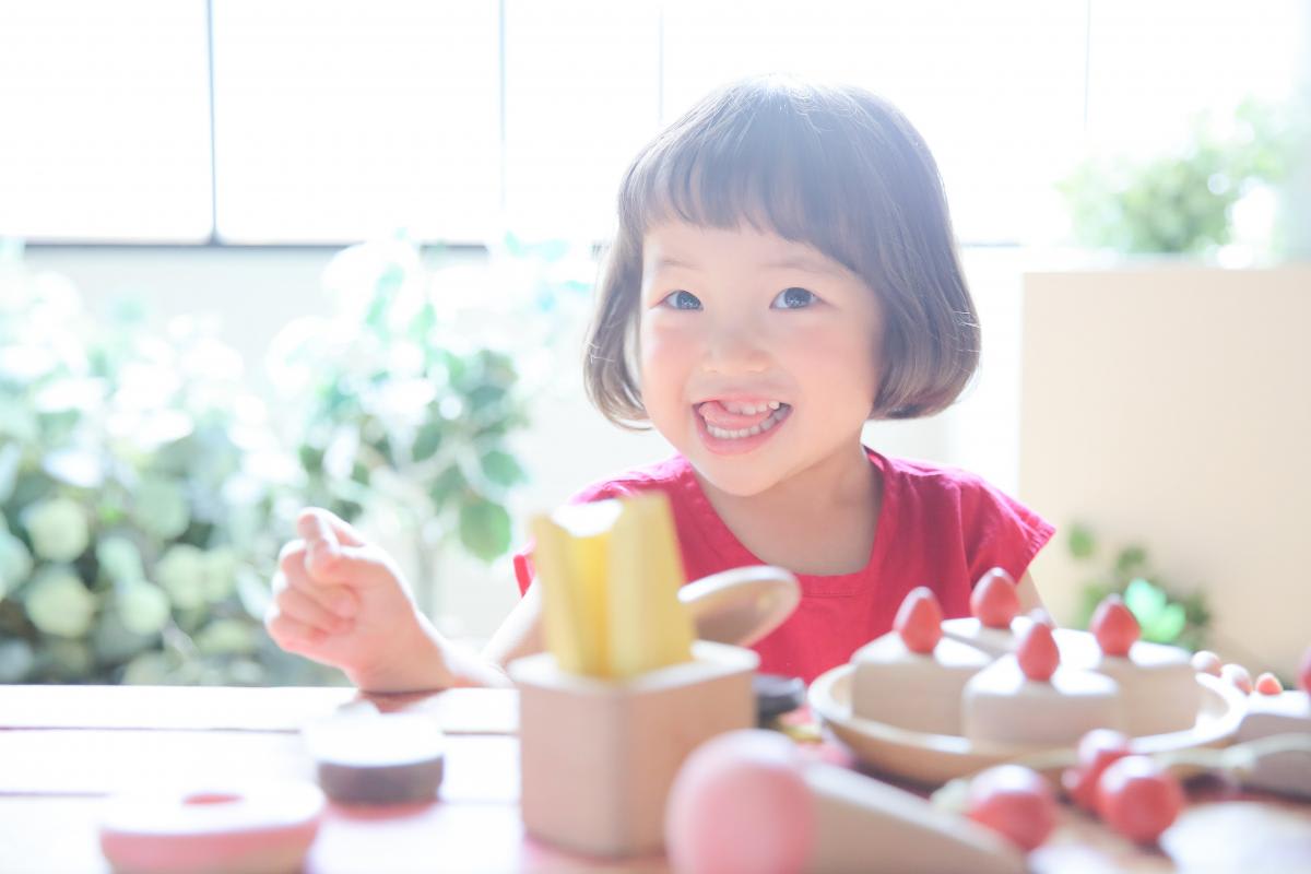 バースデー　お誕生日　女の子　ケーキ　キッズ写真　HAPISTA