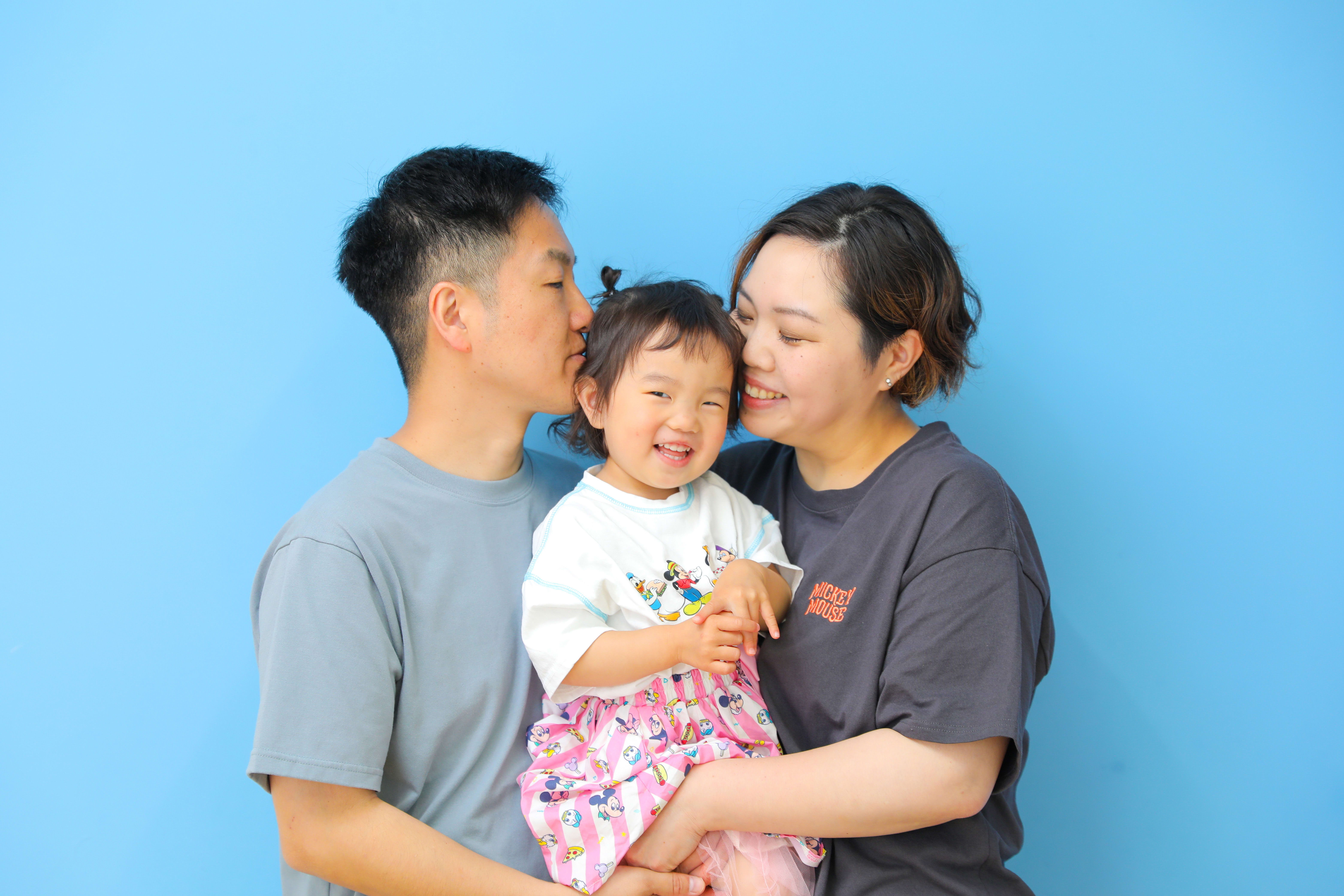 家族写真　ファミリーフォト　3歳女の子