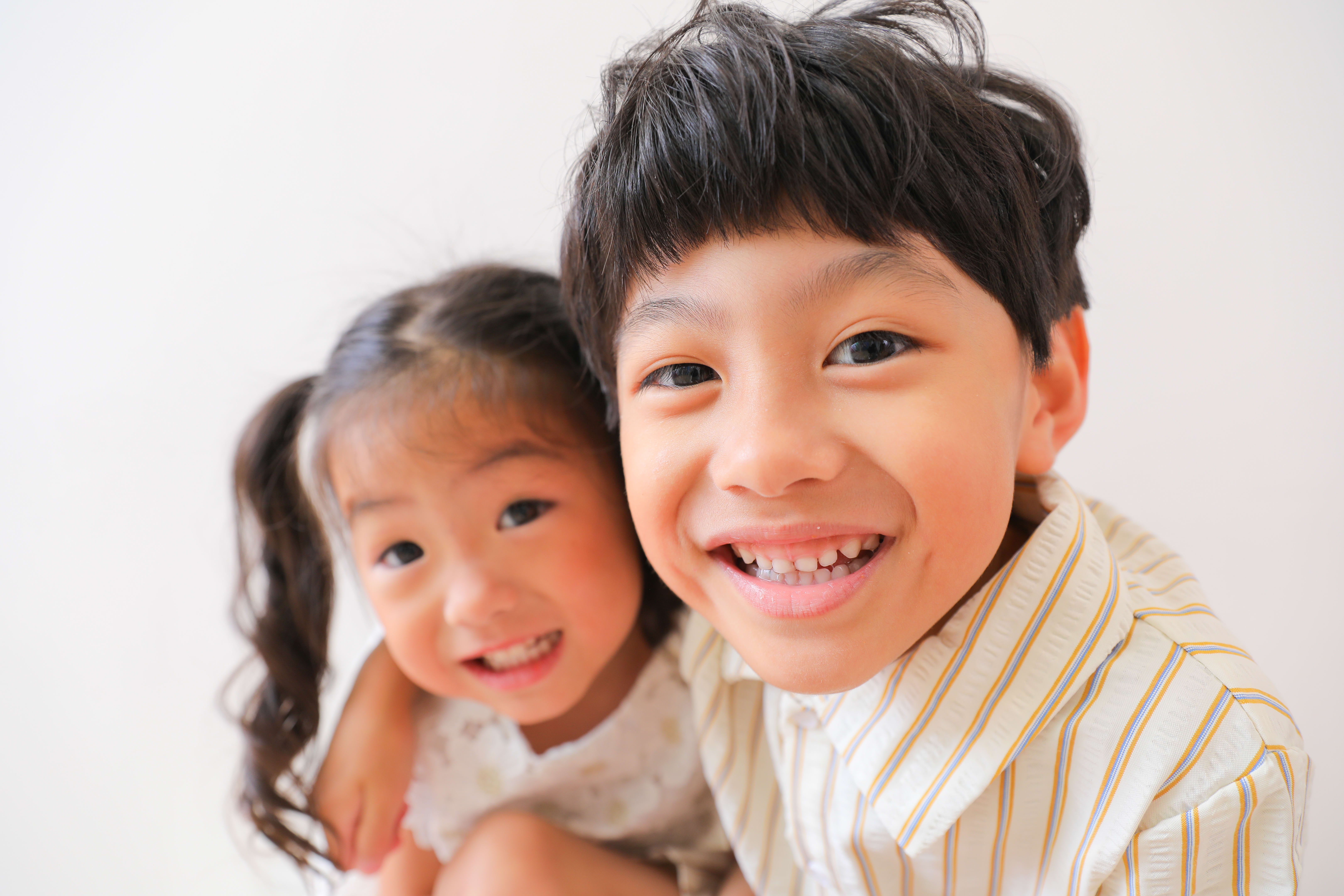 3歳女の子　5歳男の子　兄弟　753　兄弟写真