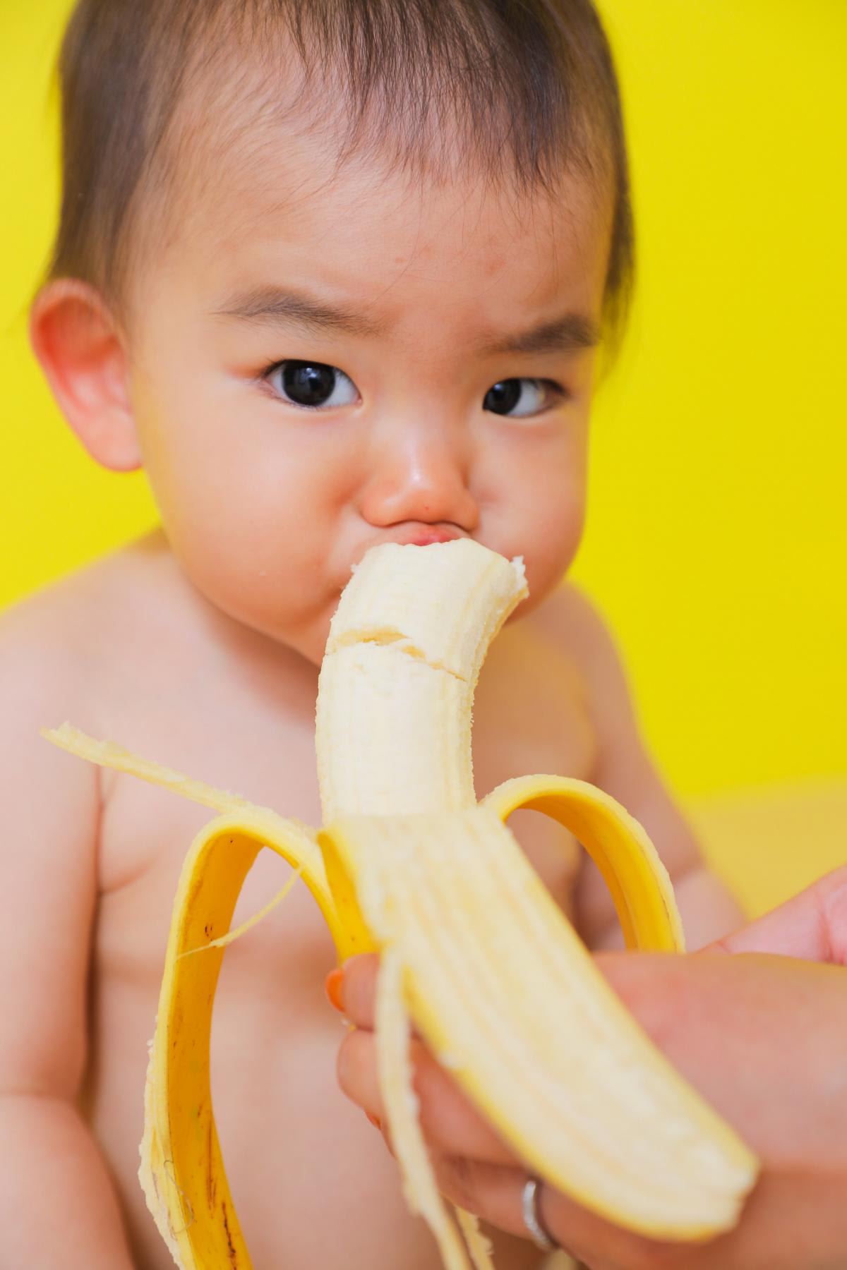 バースデー　お誕生日　赤ちゃん　バナナ　キッズ写真　HAPISTA