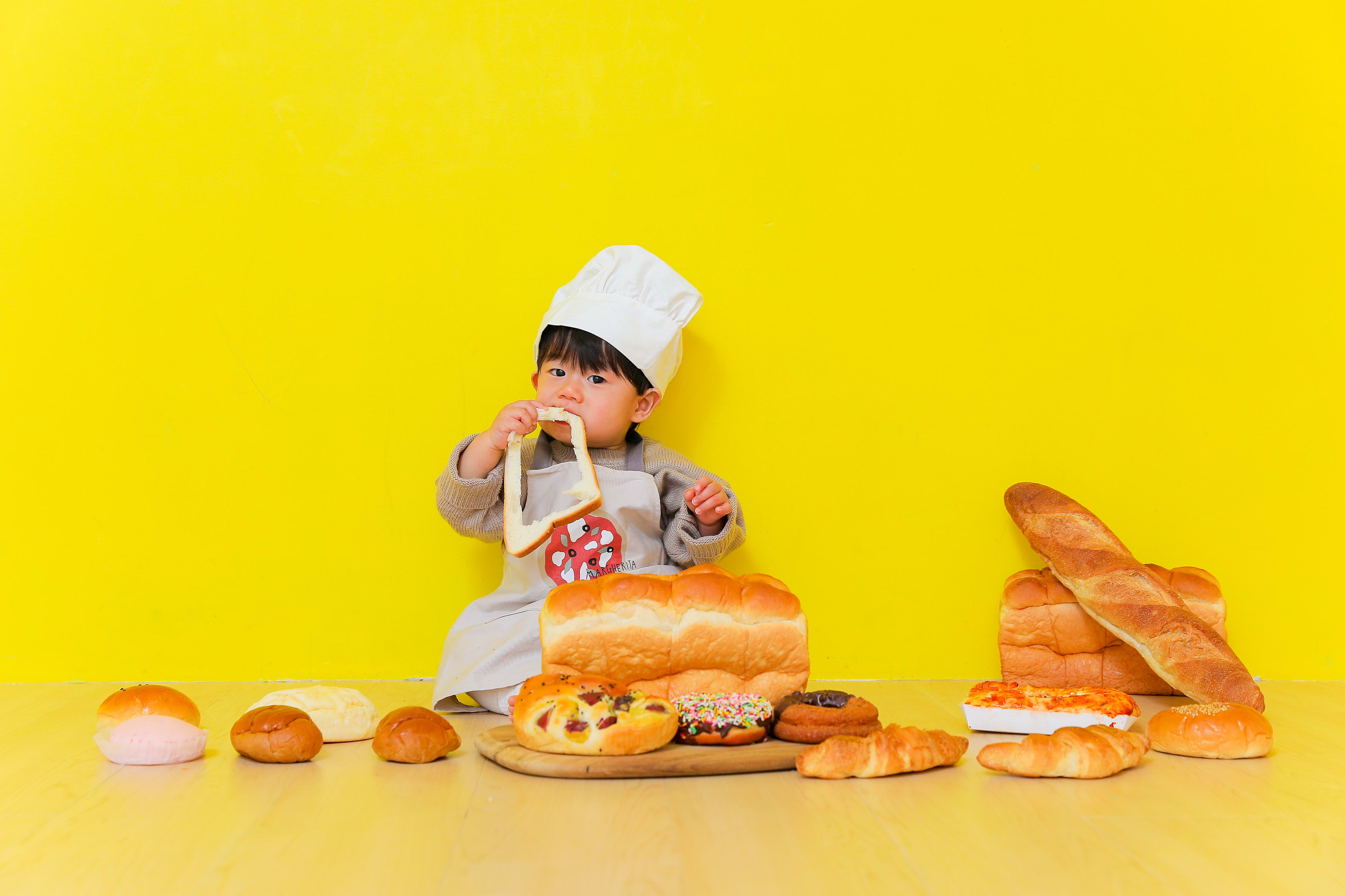 バースデー　お誕生日　パン　かわいい　キッズ写真　HAPISTA