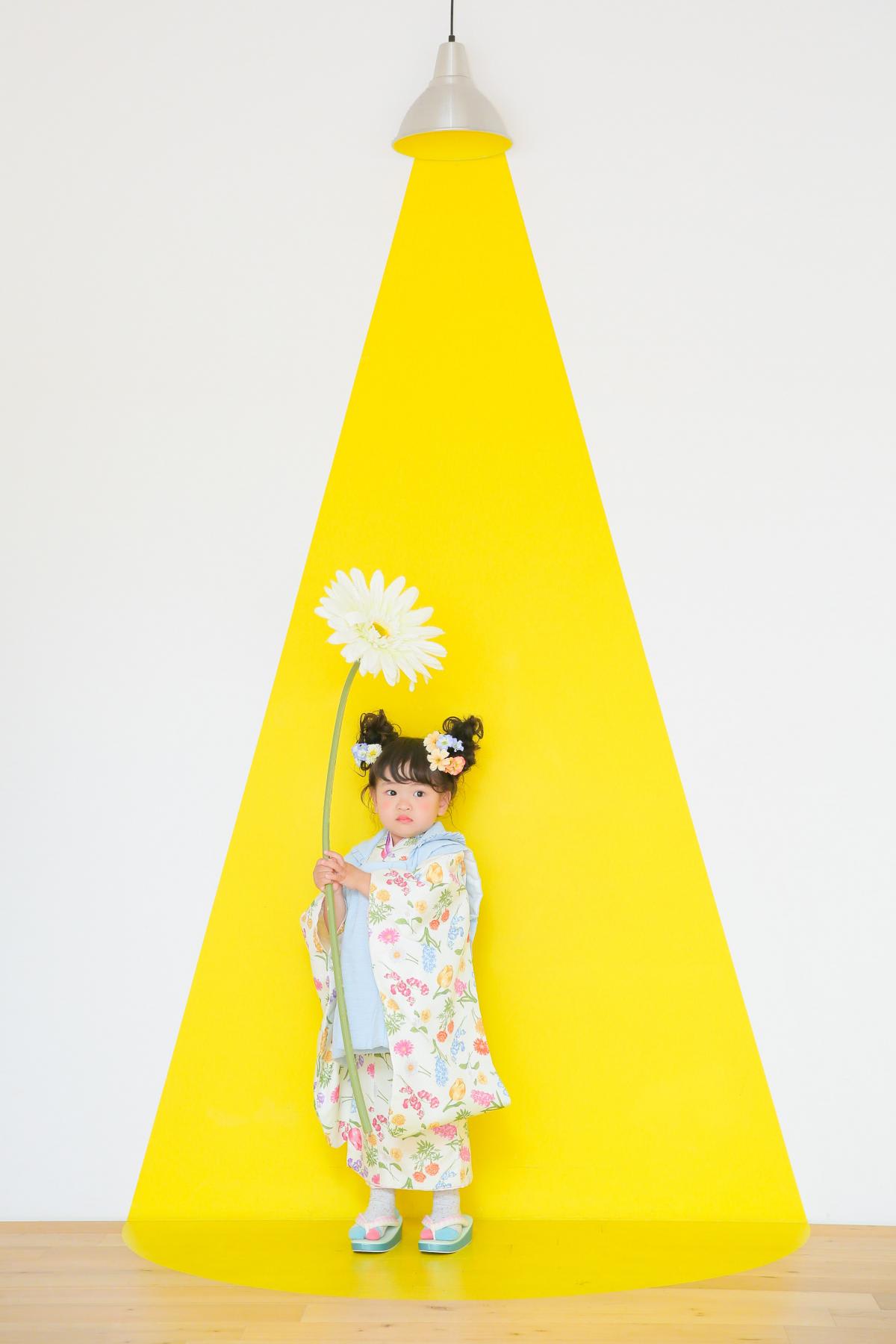 七五三　記念写真　女の子　お花　キッズフォトハウス　HAPISTA