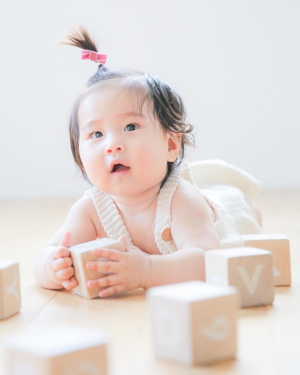 ベビーフォト　赤ちゃん　記念日　キッズフォトスタジオ　HAPISTA