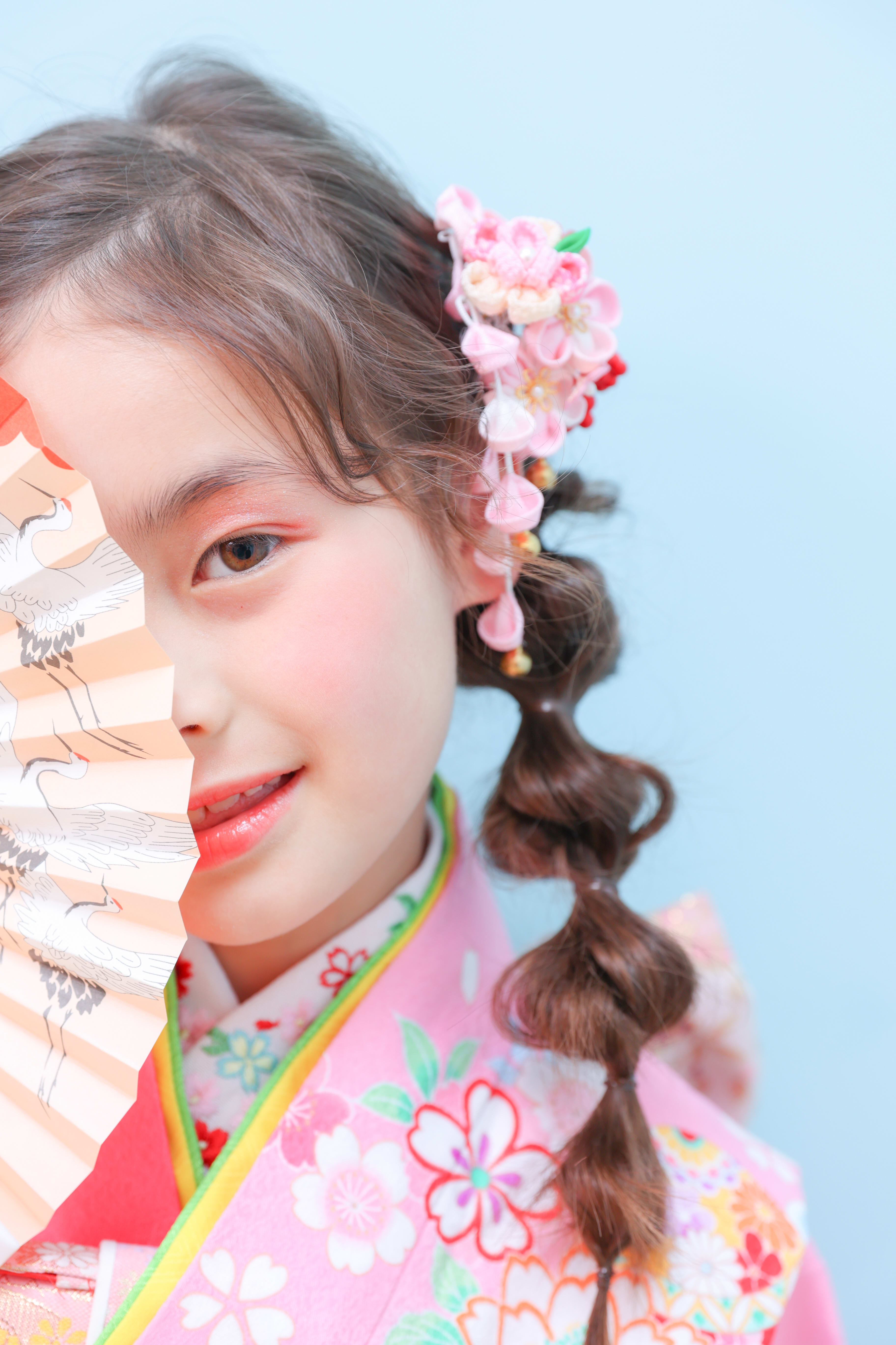 七五三　７歳女の子　可愛い　カラフル　キッズフォトスタジオ　ハピスタ