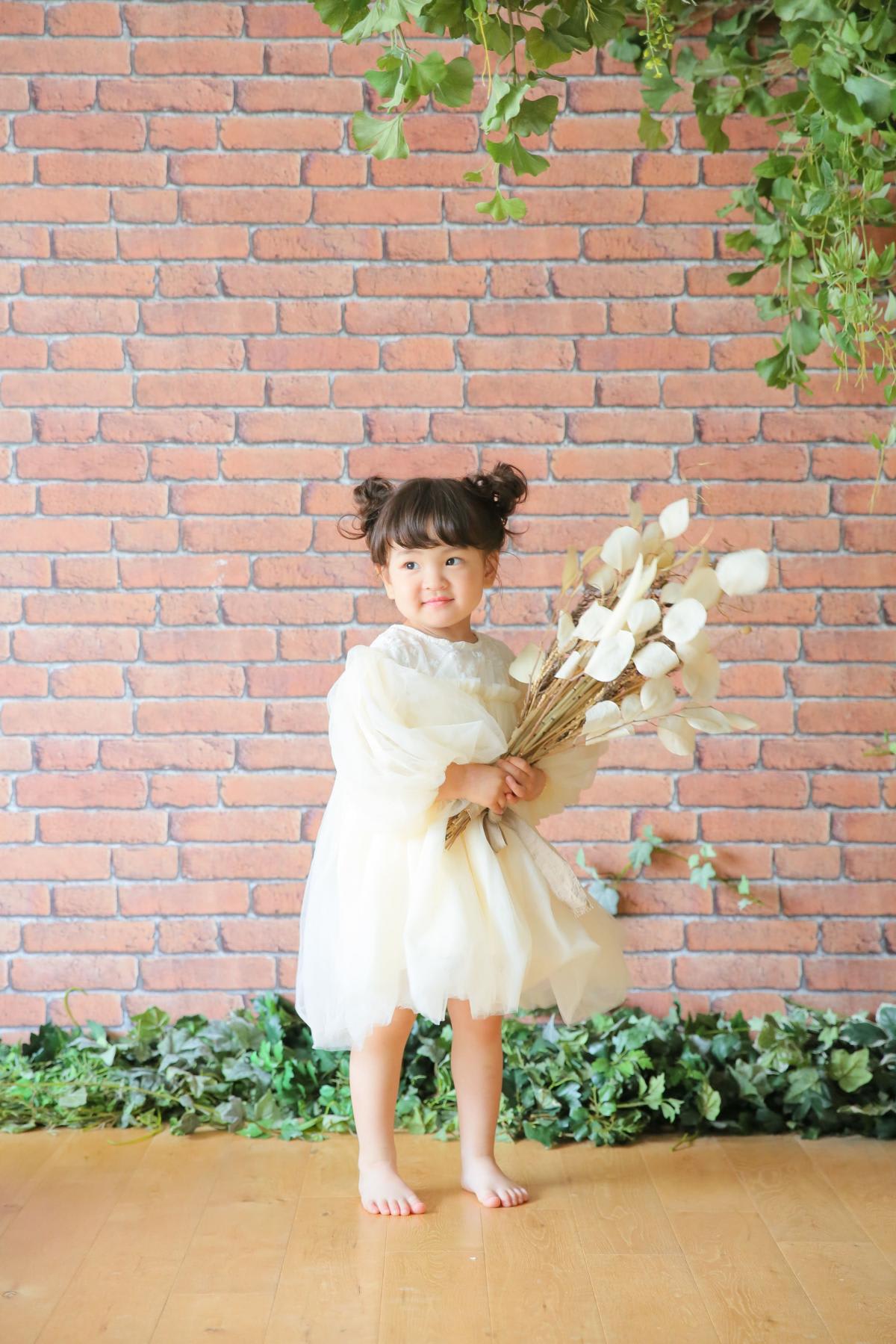女の子　記念写真　キッズフォトスタジオ　ハピスタ
