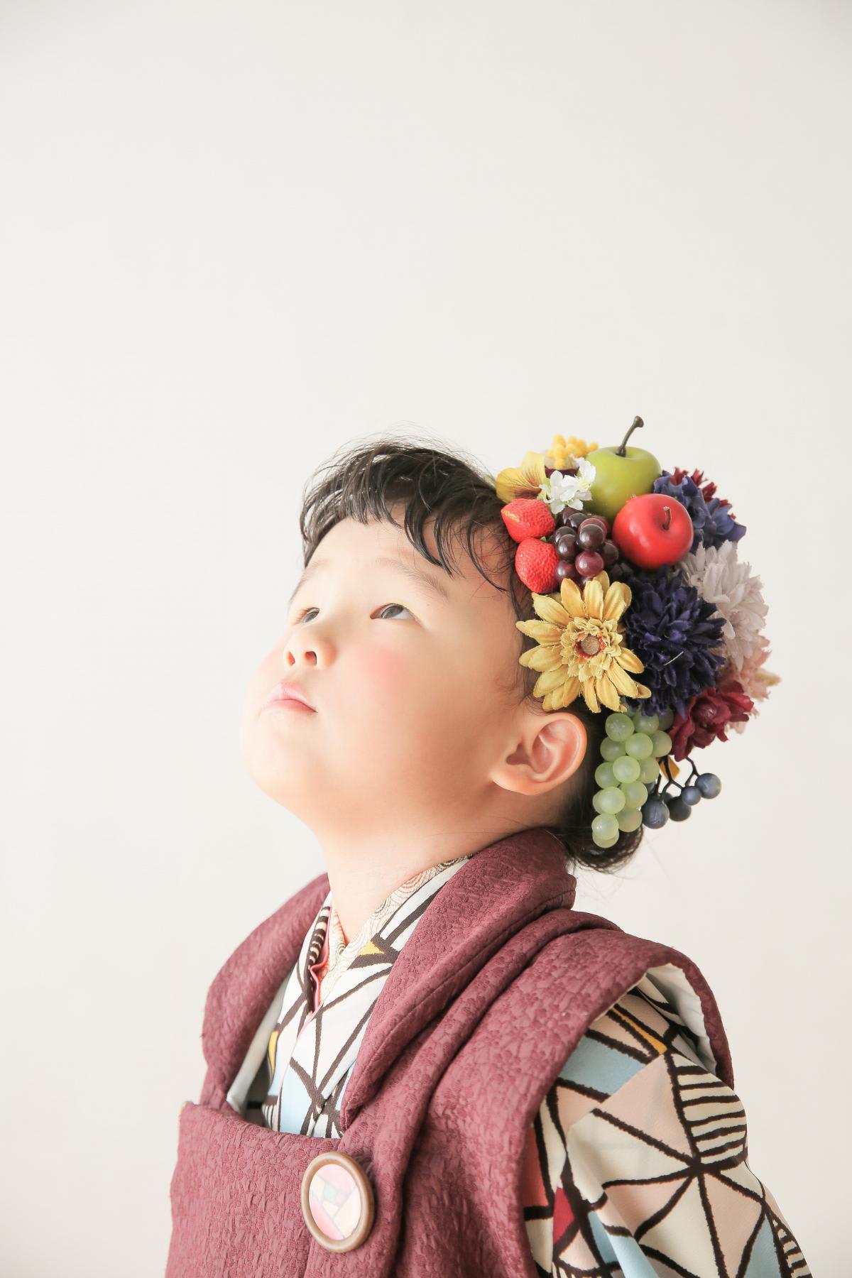 七五三　3歳女の子　可愛い　カラフル　キッズフォトスタジオ　ハピスタ