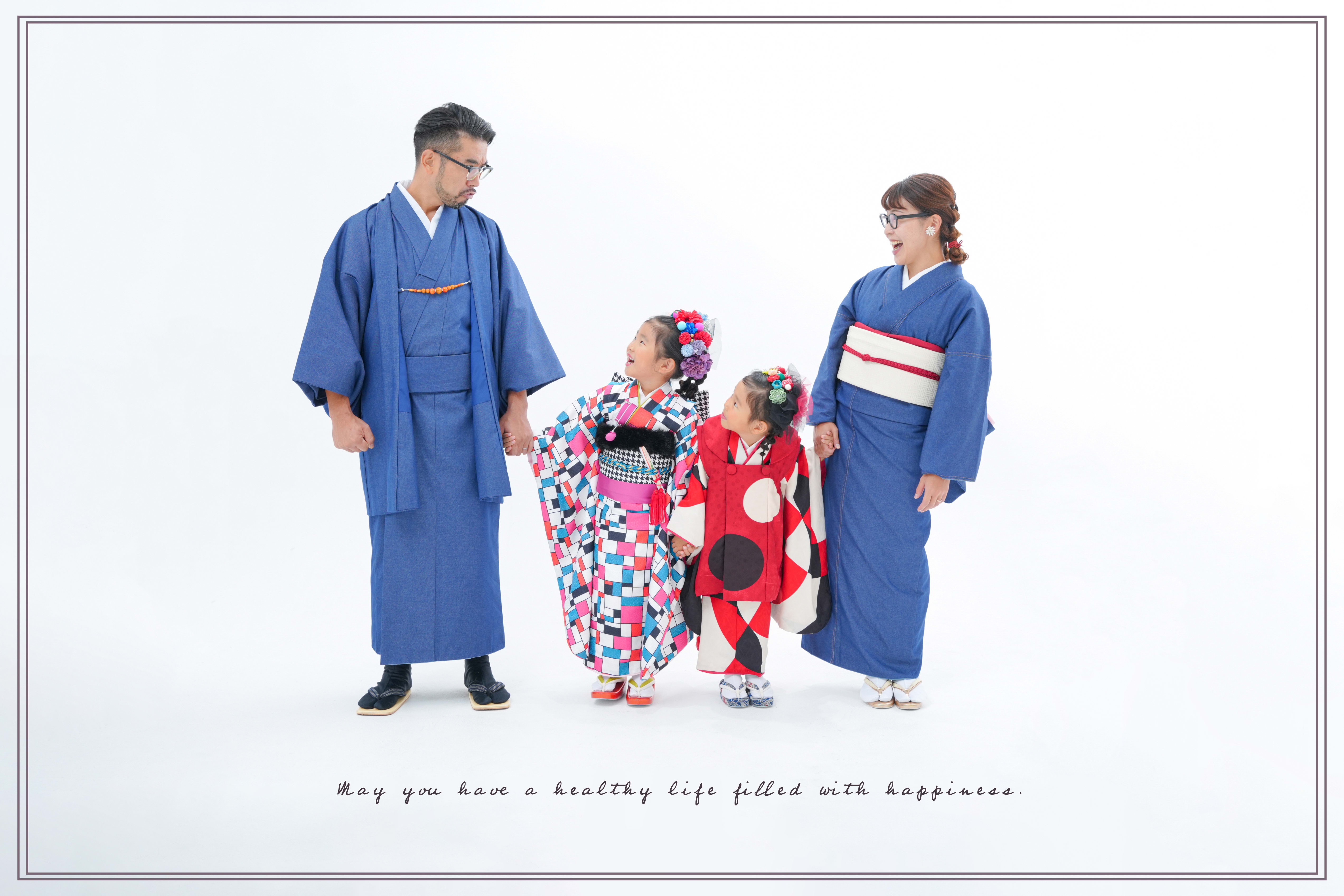 3歳 7歳　七五三　姉妹　家族　女の子　フォトスタジオ　なかもずフォトスタジオ　堺市七五三　七五三撮影