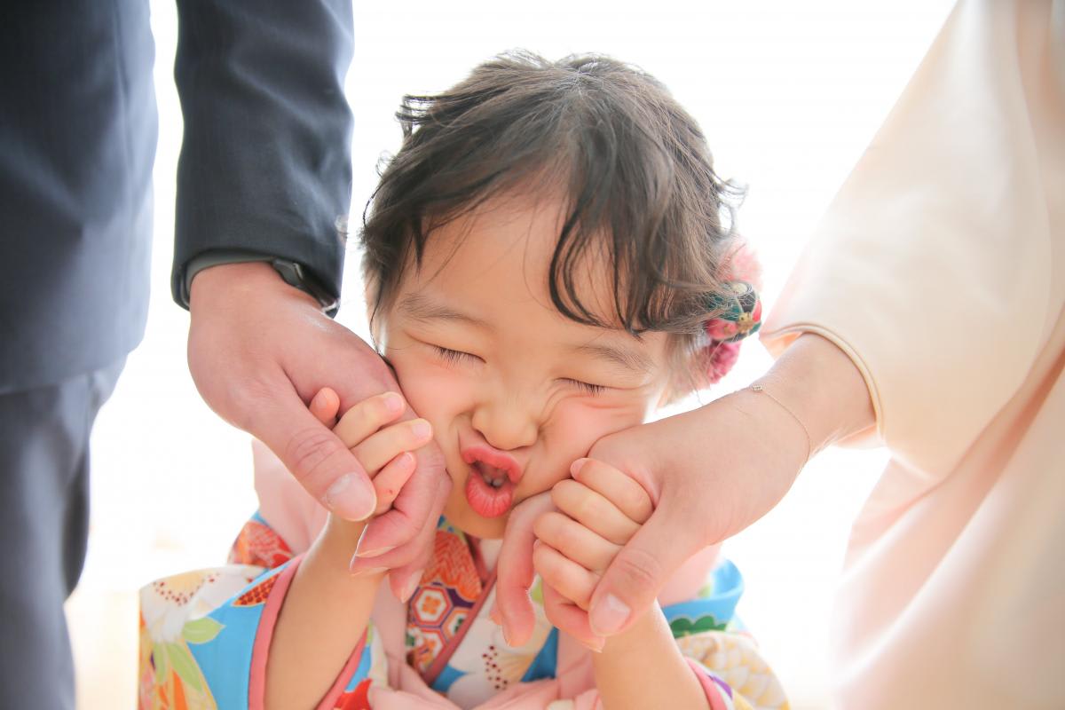 七五三　女の子　ファミリー　家族写真　キッズ写真 　ハピスタ