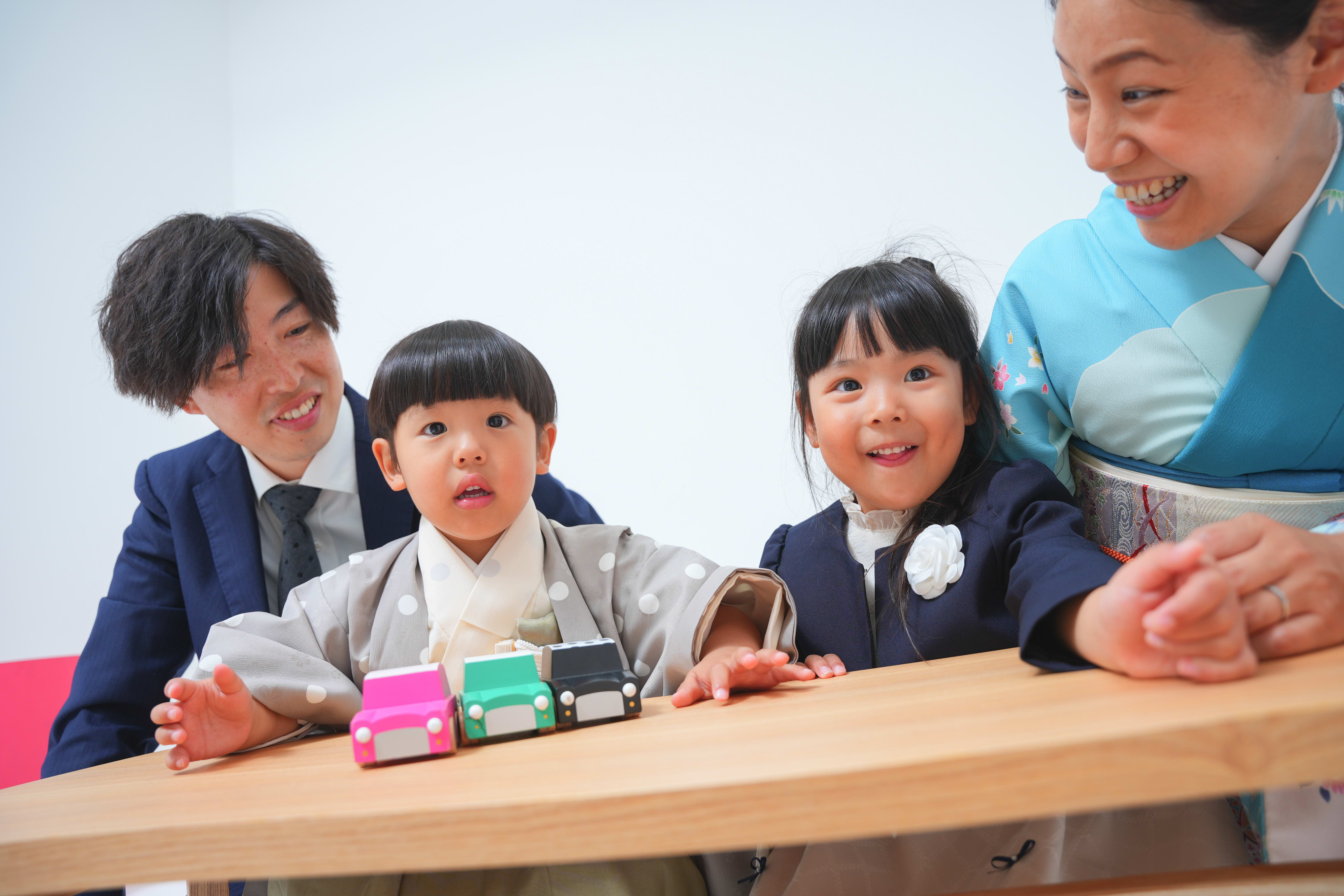 七五三　七五三撮影　753　753撮影　3歳男の子　男の子着物　キッズフォトスタジオ　フォトスタジオ　大阪フォトスタジオ　堺市フォトスタジオ　家族　家族撮影