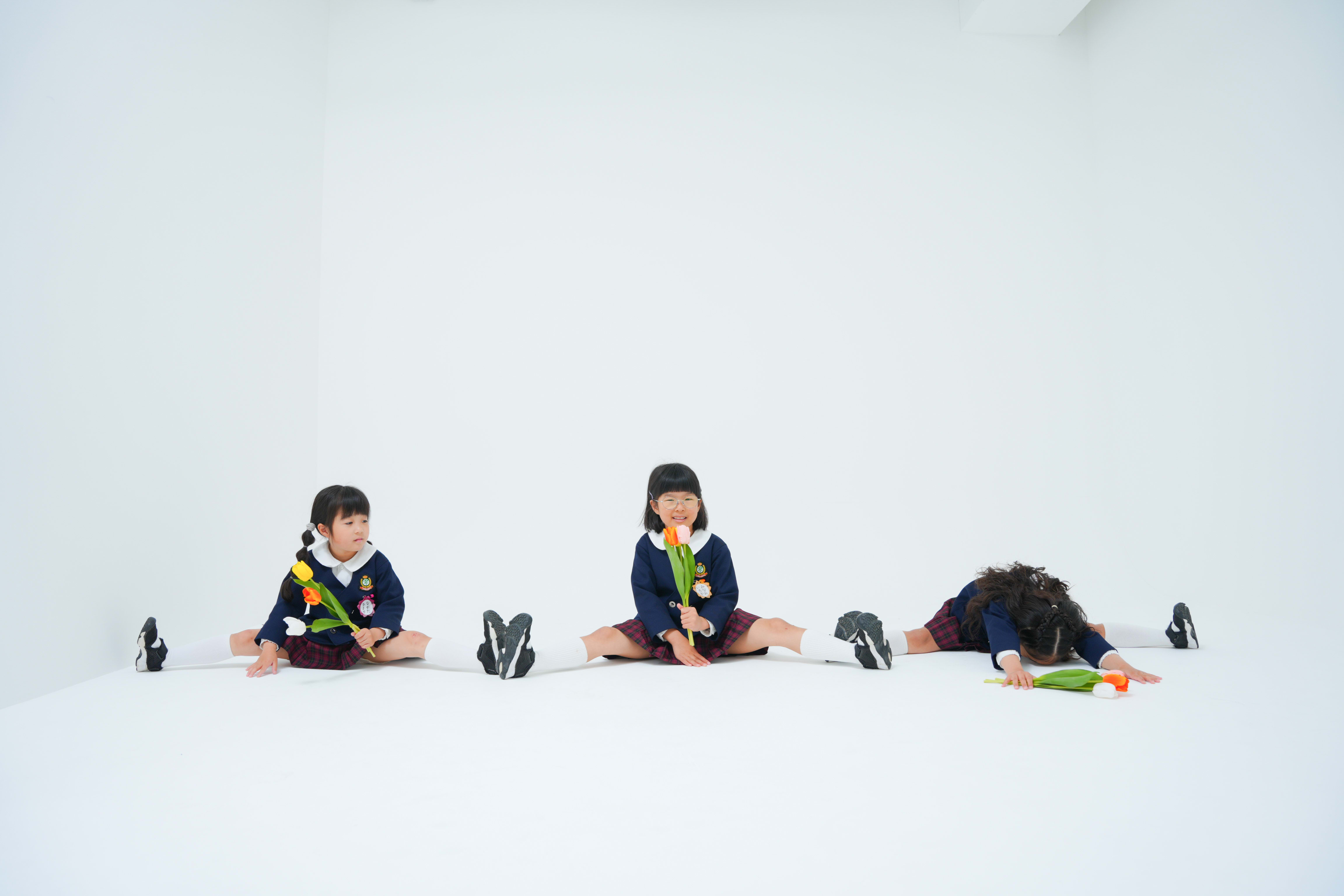 卒園　卒園写真　卒業　卒業写真　卒園卒業撮影　キッズフォトスタジオ　大阪フォトスタジオ　フォトスタジオ　大阪フォトスタジオ　堺市フォトスタジオ　制服撮影　友達撮影　仲良し写真　友達と卒園撮影