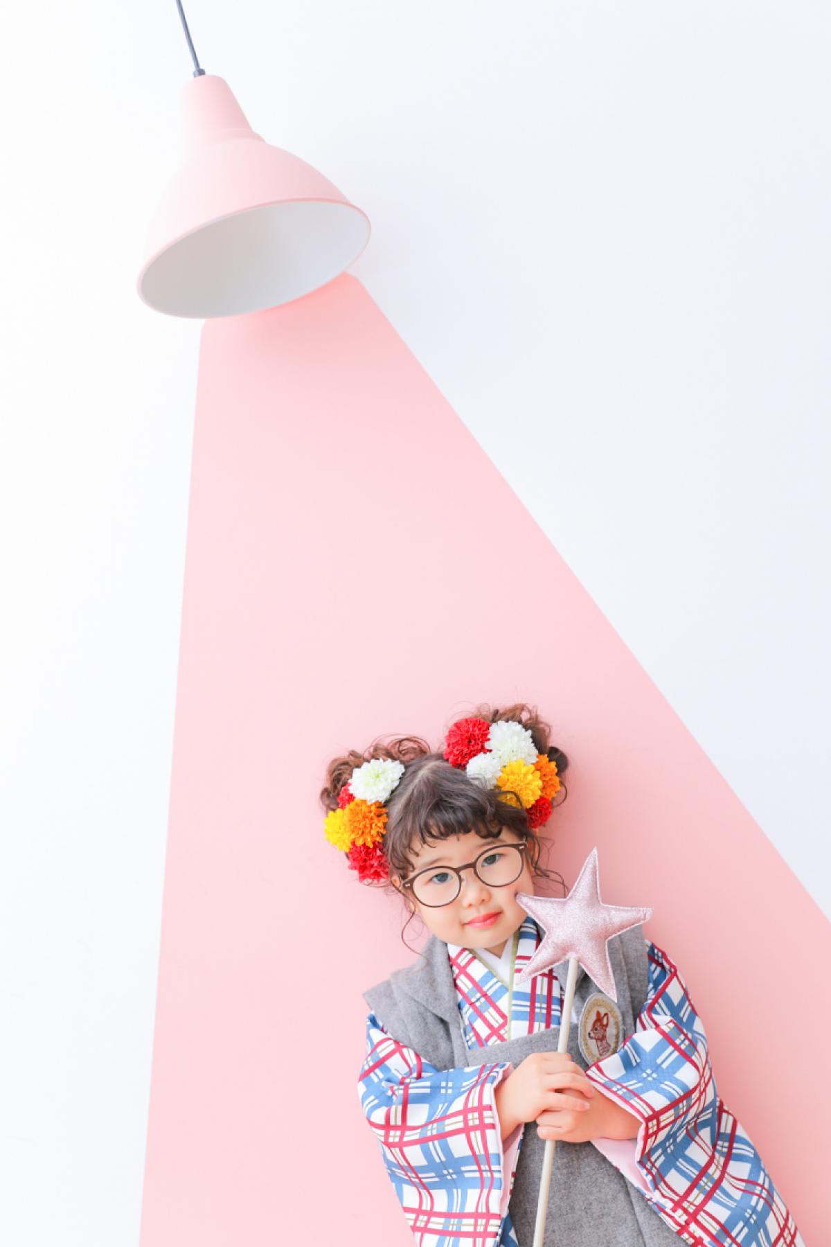 七五三　3歳女の子　可愛い　カラフル　キッズフォトスタジオ　ハピスタ