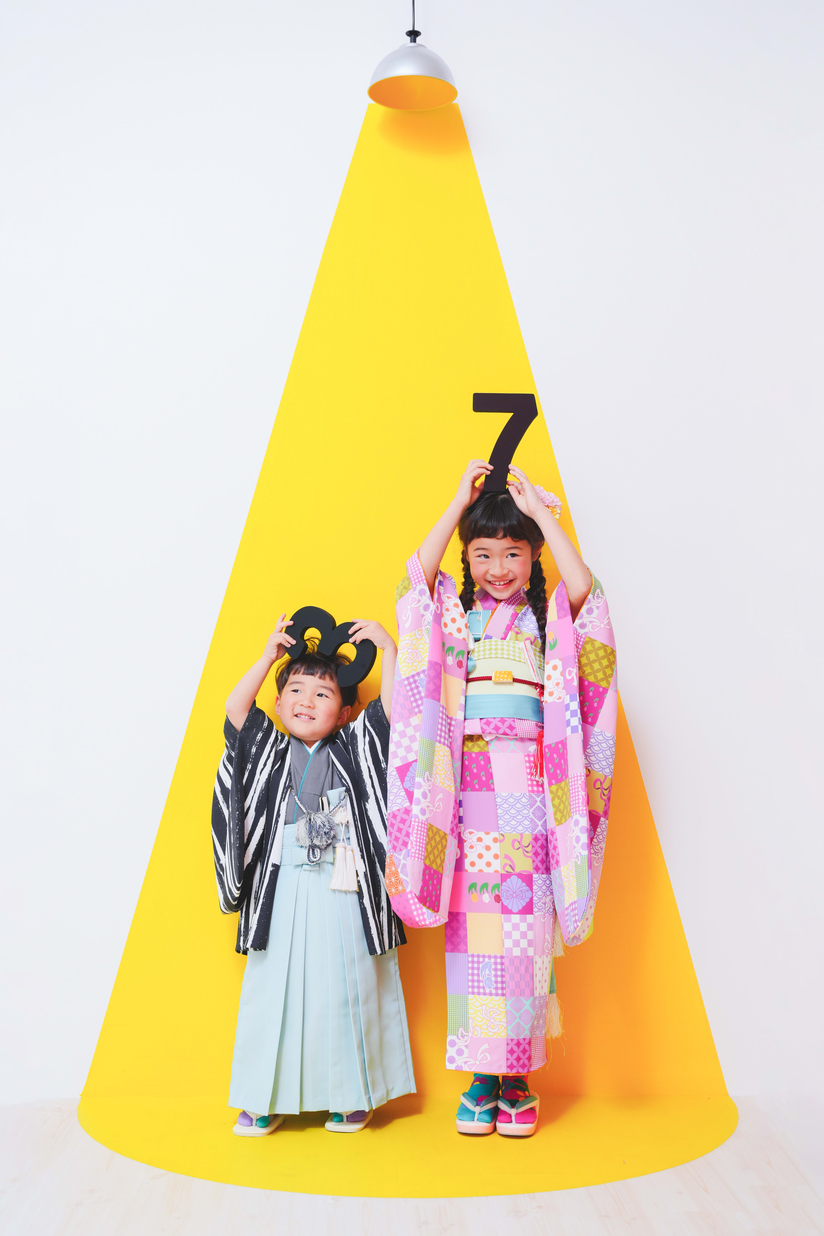 七五三　7歳　3歳　姉弟　家族写真