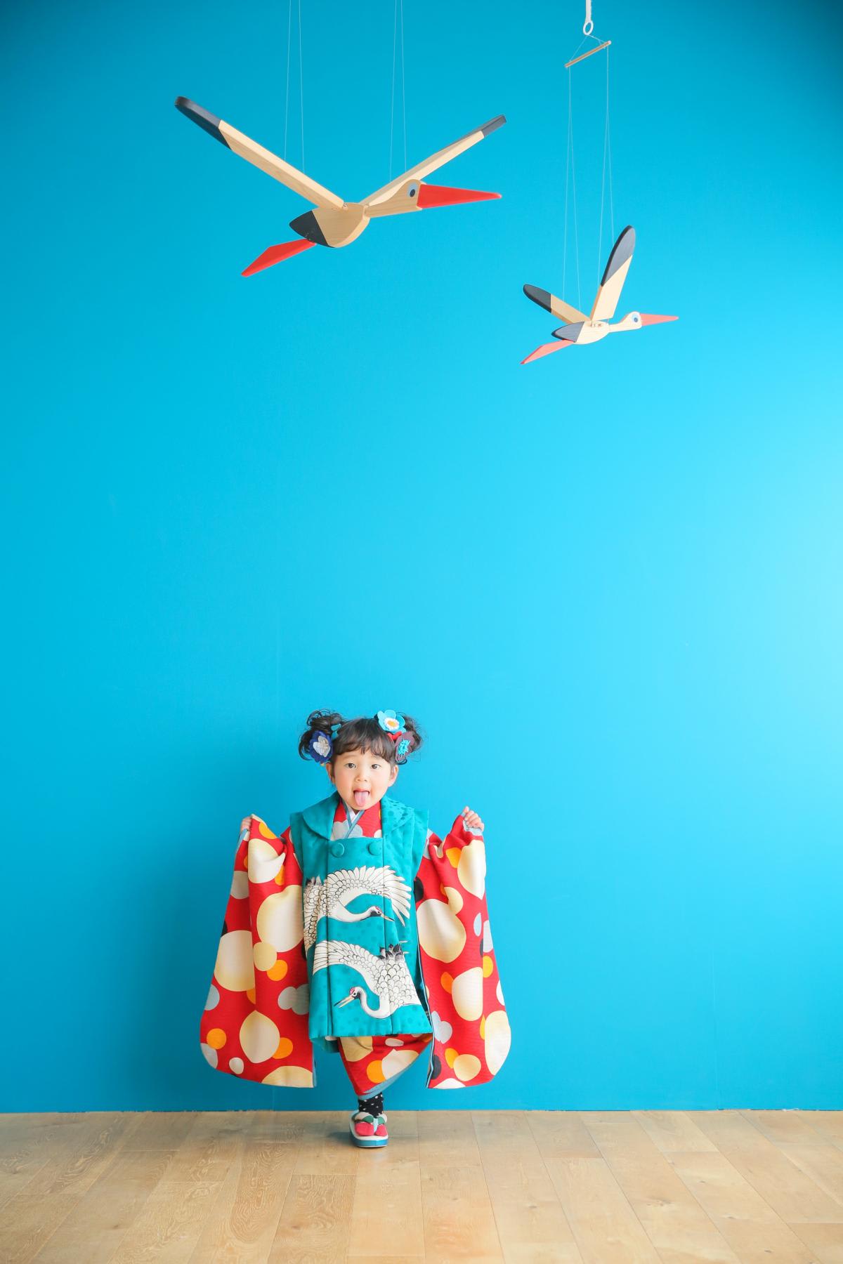 七五三　3歳女の子　可愛い　カラフル　キッズフォトスタジオ　ハピスタ