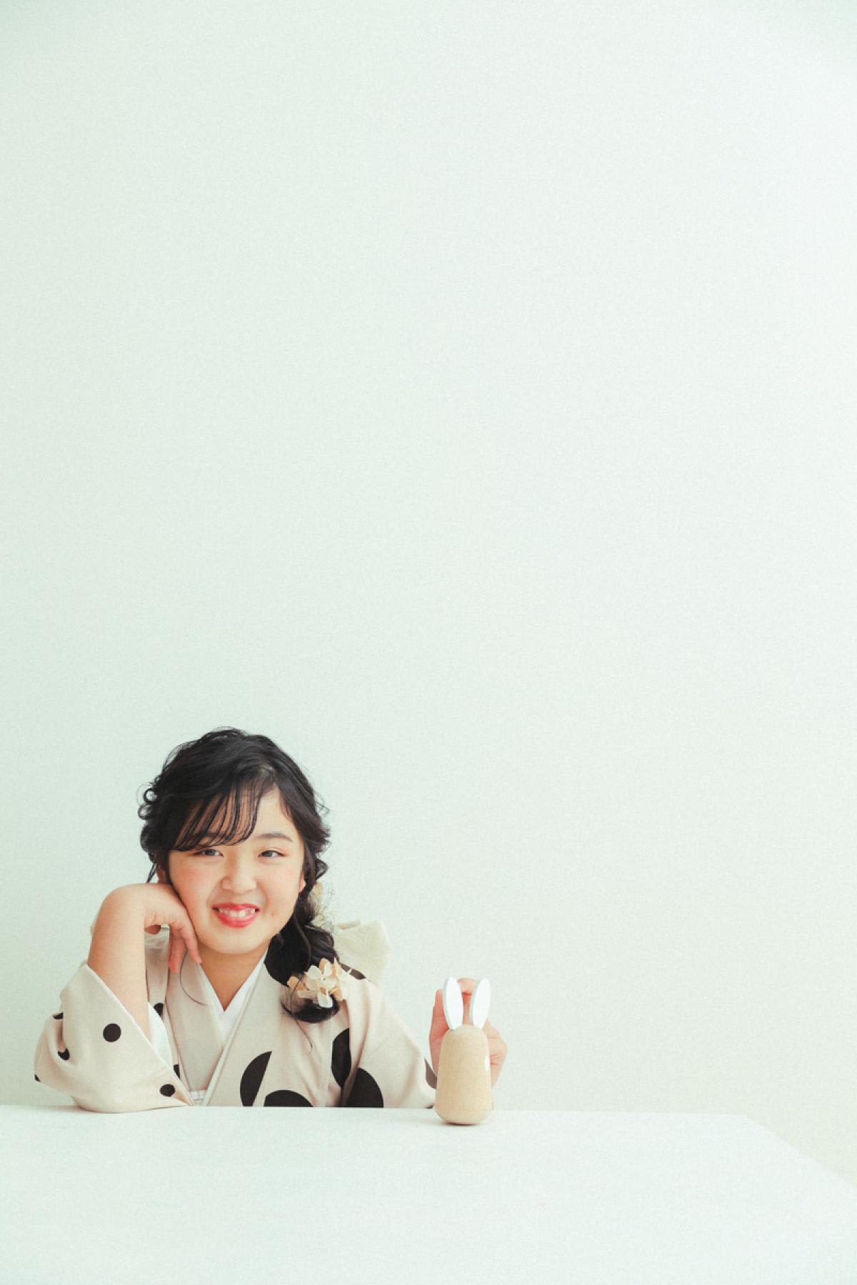 七五三　７歳女の子　可愛い　カラフル　キッズフォトスタジオ　ハピスタ