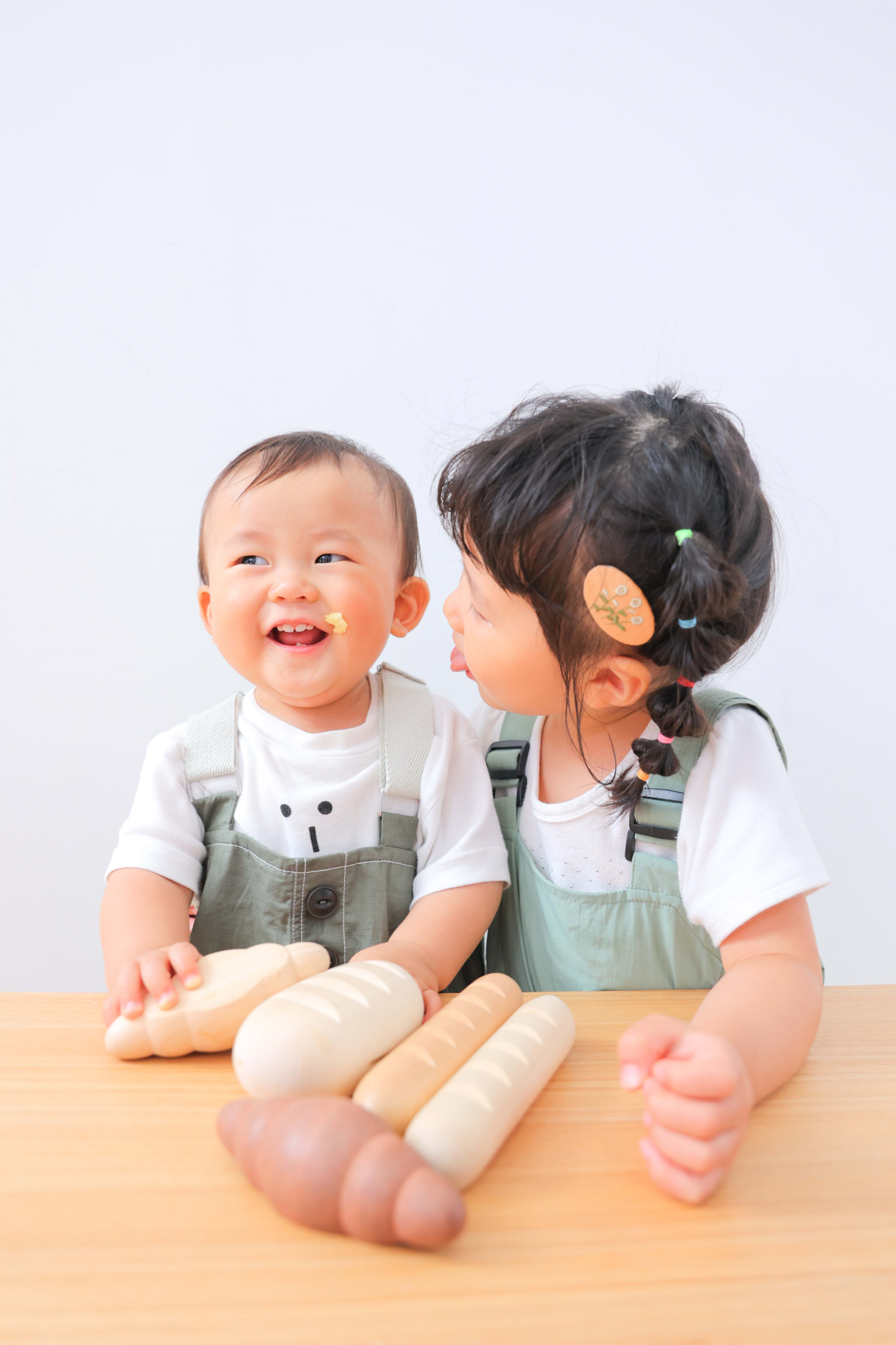 1歳男の子　1歳誕生日　兄弟写真