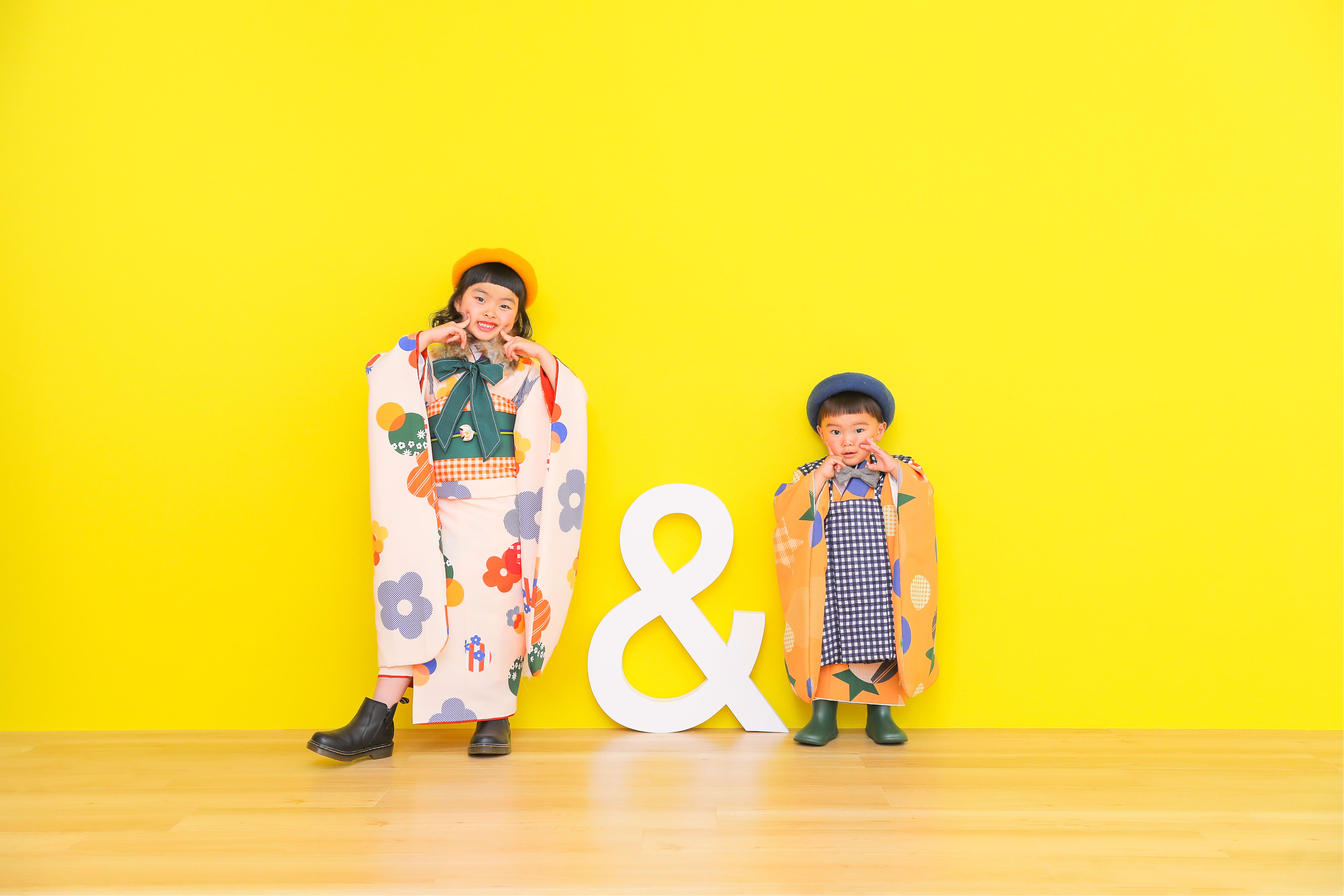 七五三　記念写真　姉弟フォト　カラフル　キッズフォトハウス　HAPISTA