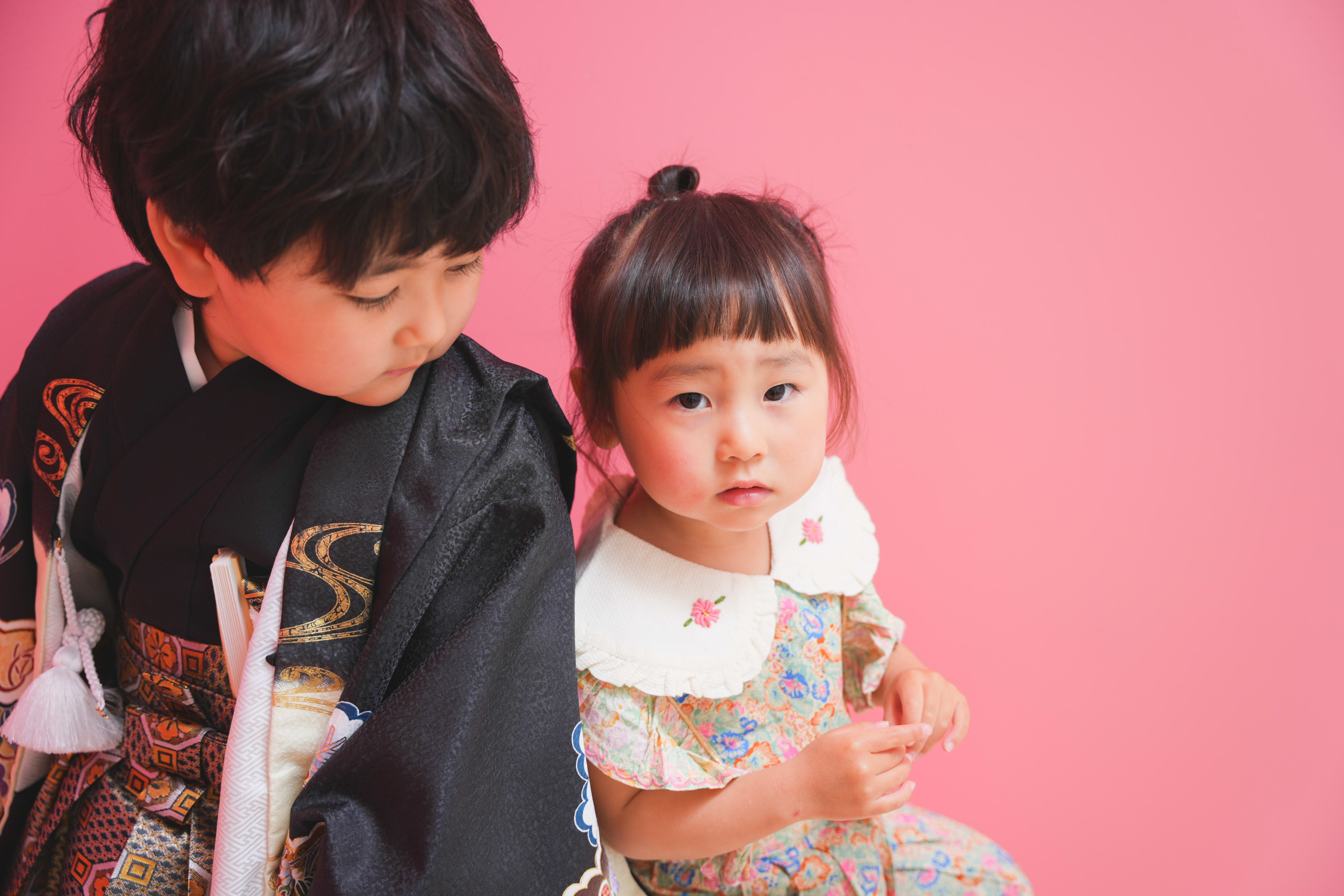 七五三　七五三撮影　753　753撮影　男の子　男の子着物　キッズフォトスタジオ　大阪フォトスタジオ　堺市フォトスタジオ　七五三兄弟　七五三兄妹　