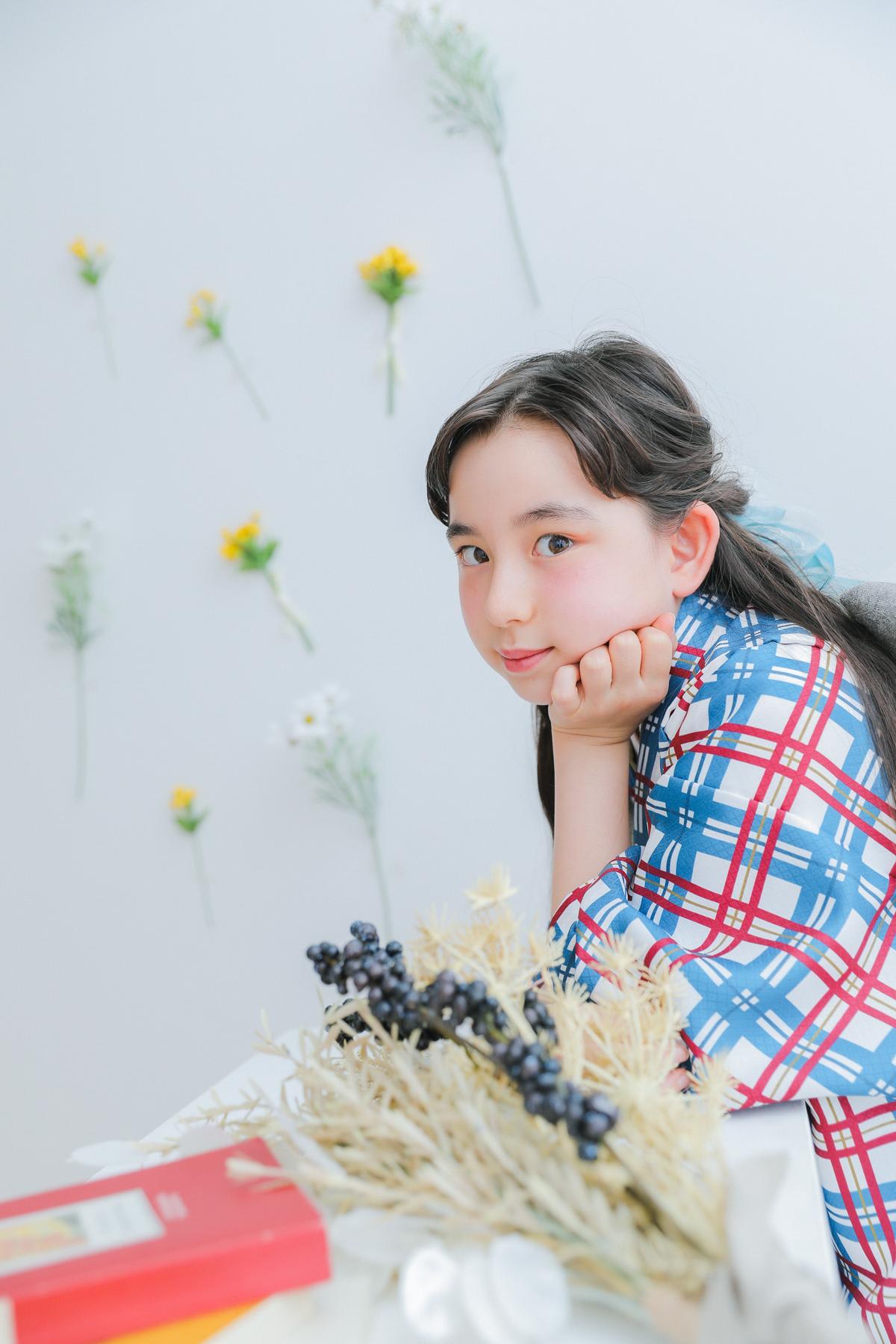 七五三　７歳女の子　可愛い　カラフル　キッズフォトスタジオ　ハピスタ