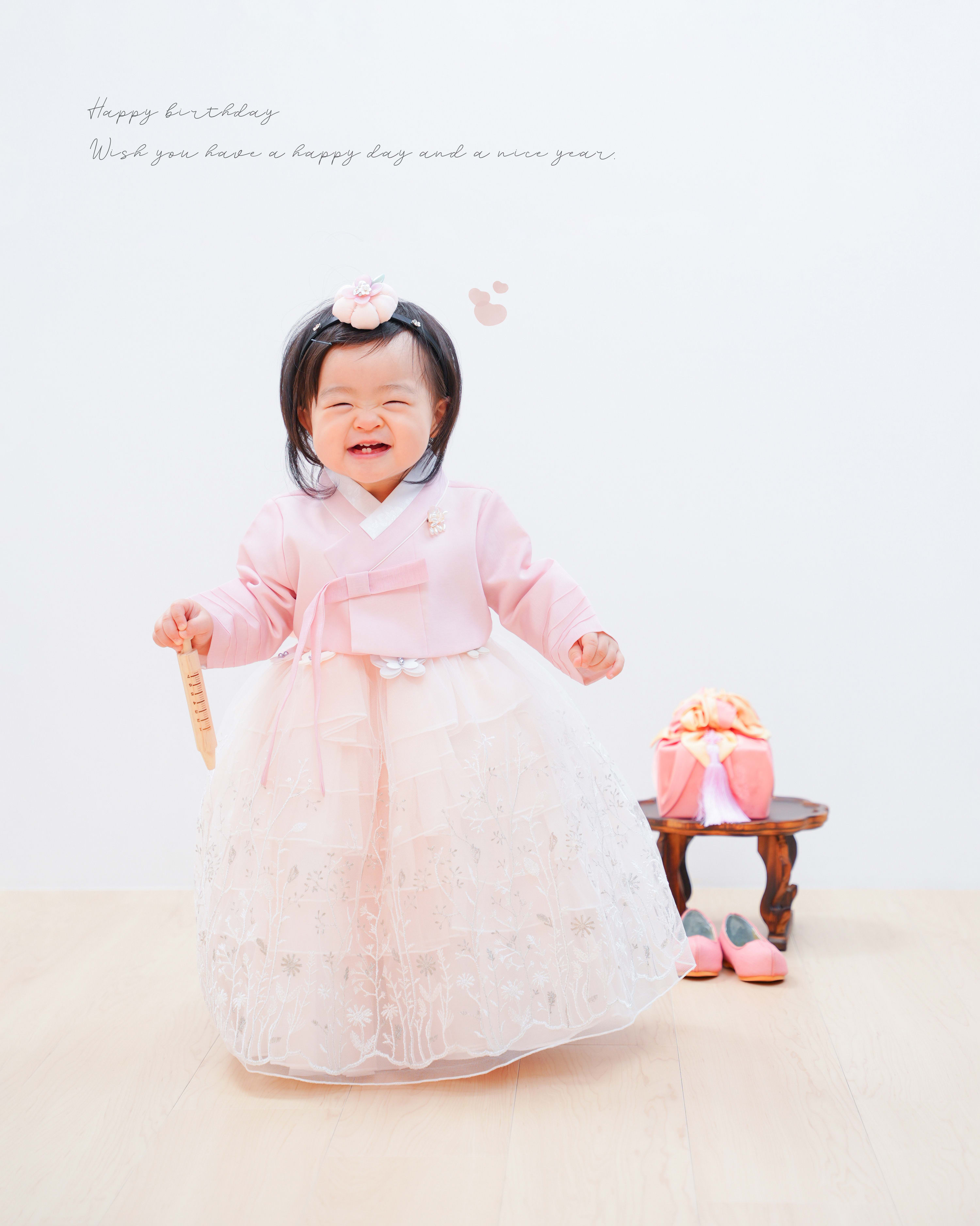 1歳誕生日　バースデー　バースデーフォト　キッズフォトスタジオ　バースデーフォト　子どもスタジオ