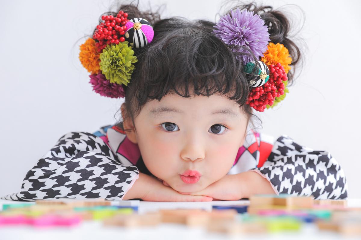 七五三　記念写真　女の子　お花　星　キッズフォトハウス　HAPISTA