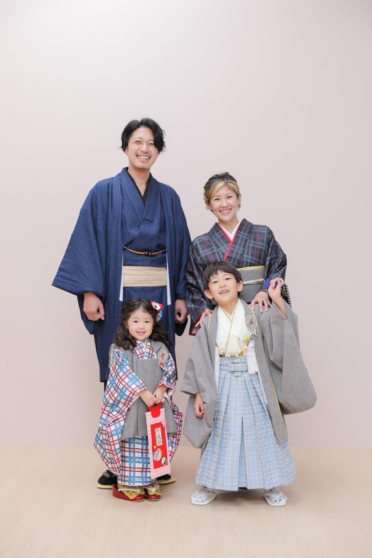 七五三　記念写真　男の子　女の子　家族写真　キッズフォトハウス　HAPISTA