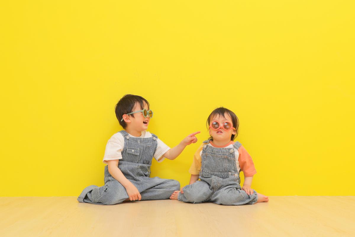 バースデー　お誕生日　メガネ　キッズ写真　HAPISTA