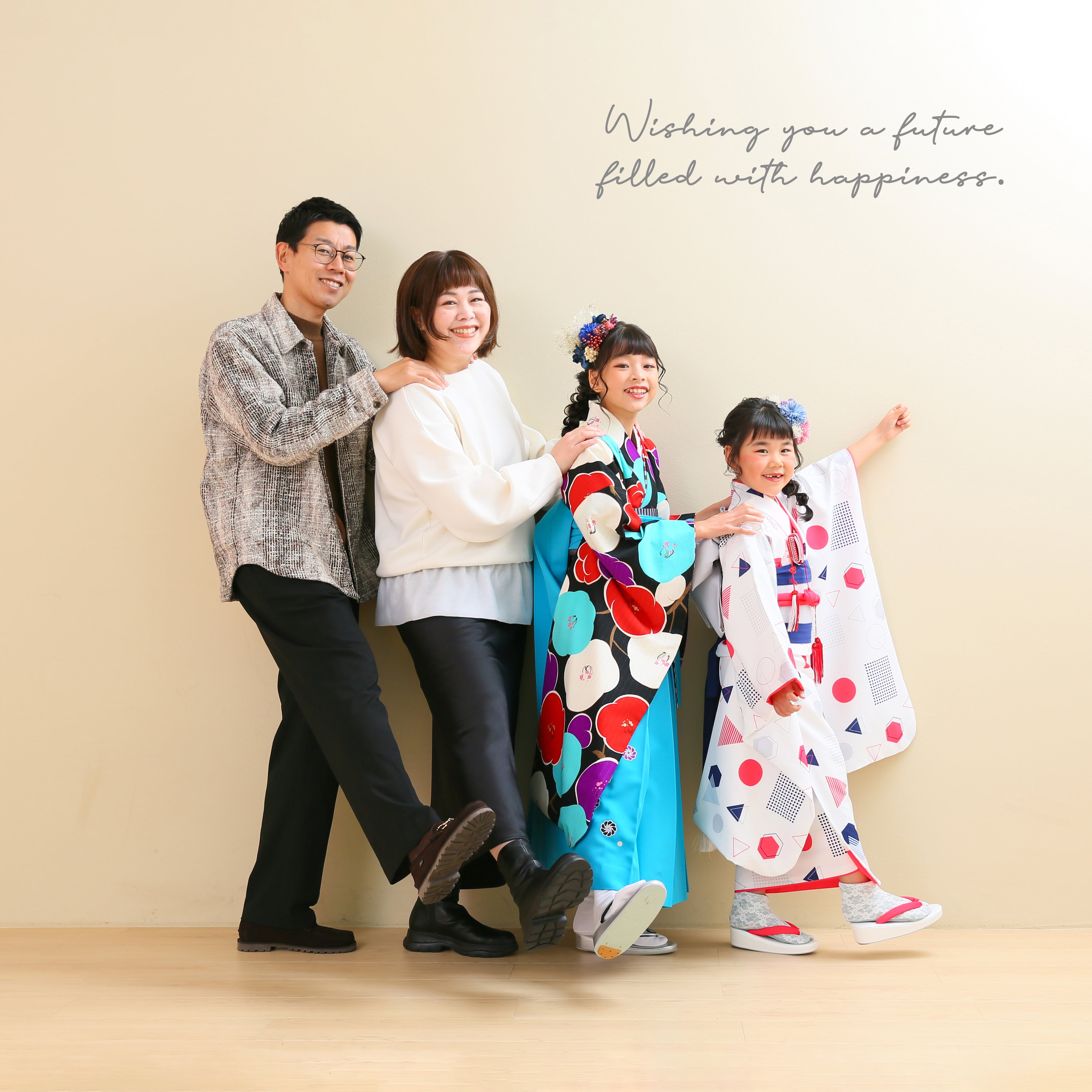 七五三　二分の一成人式　女の子　家族写真