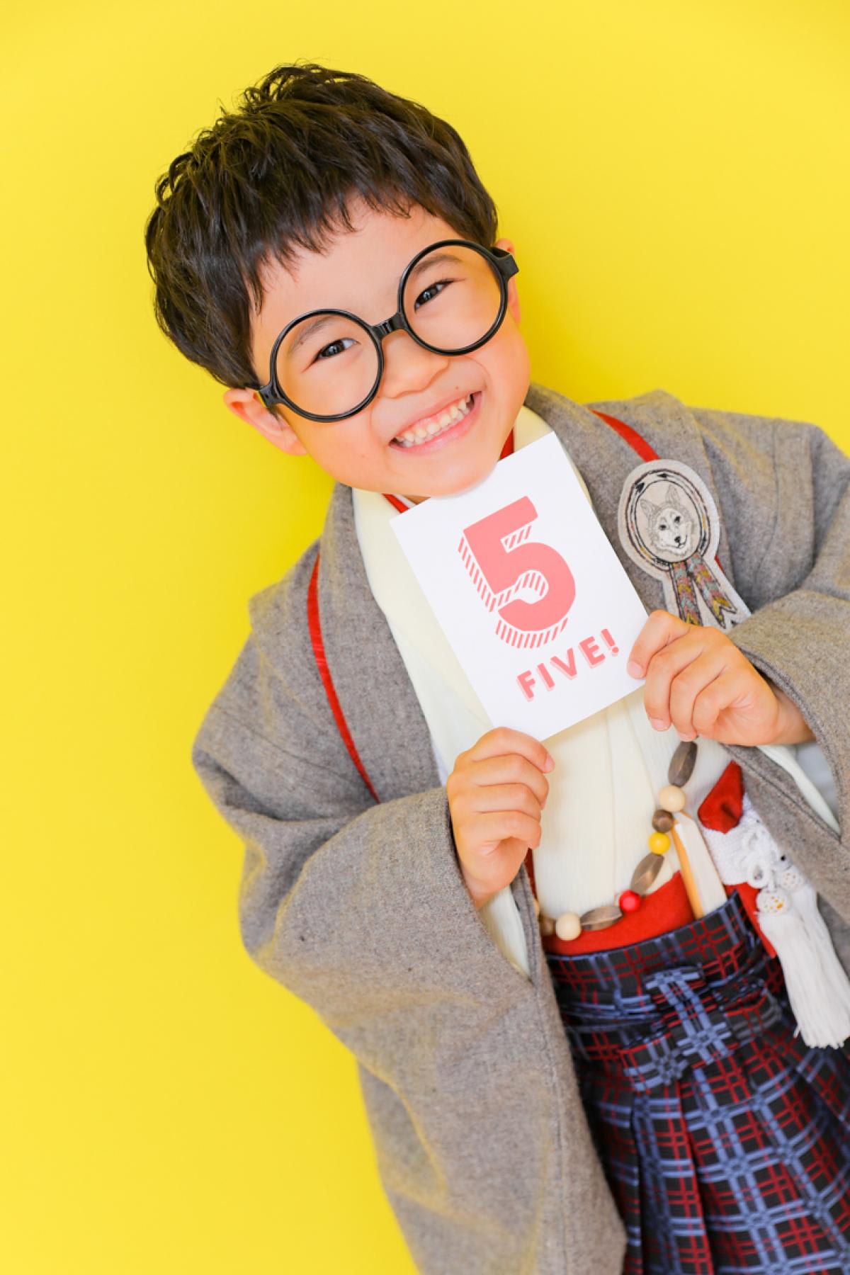 七五三　5歳男の子　カラフル　キッズ写真 　ハピスタ