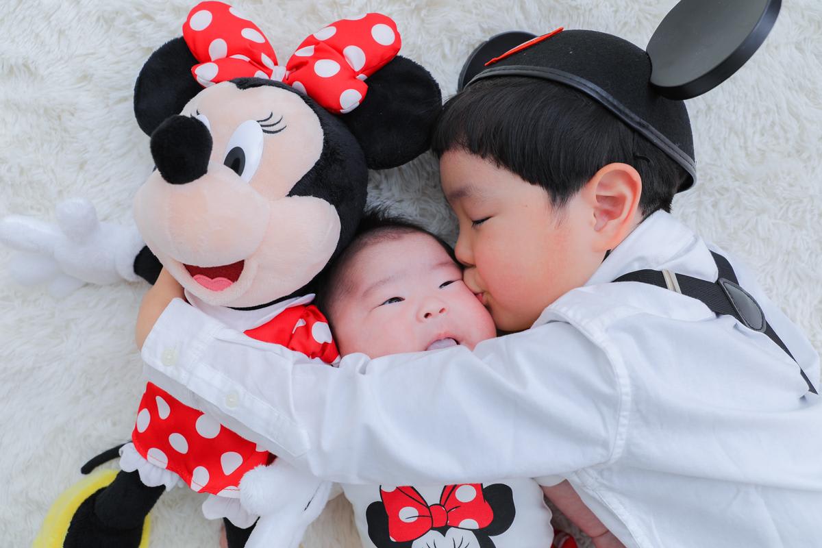 兄弟撮影　カラフル　ディズニー　キッズフォトスタジオ　ハピスタ
