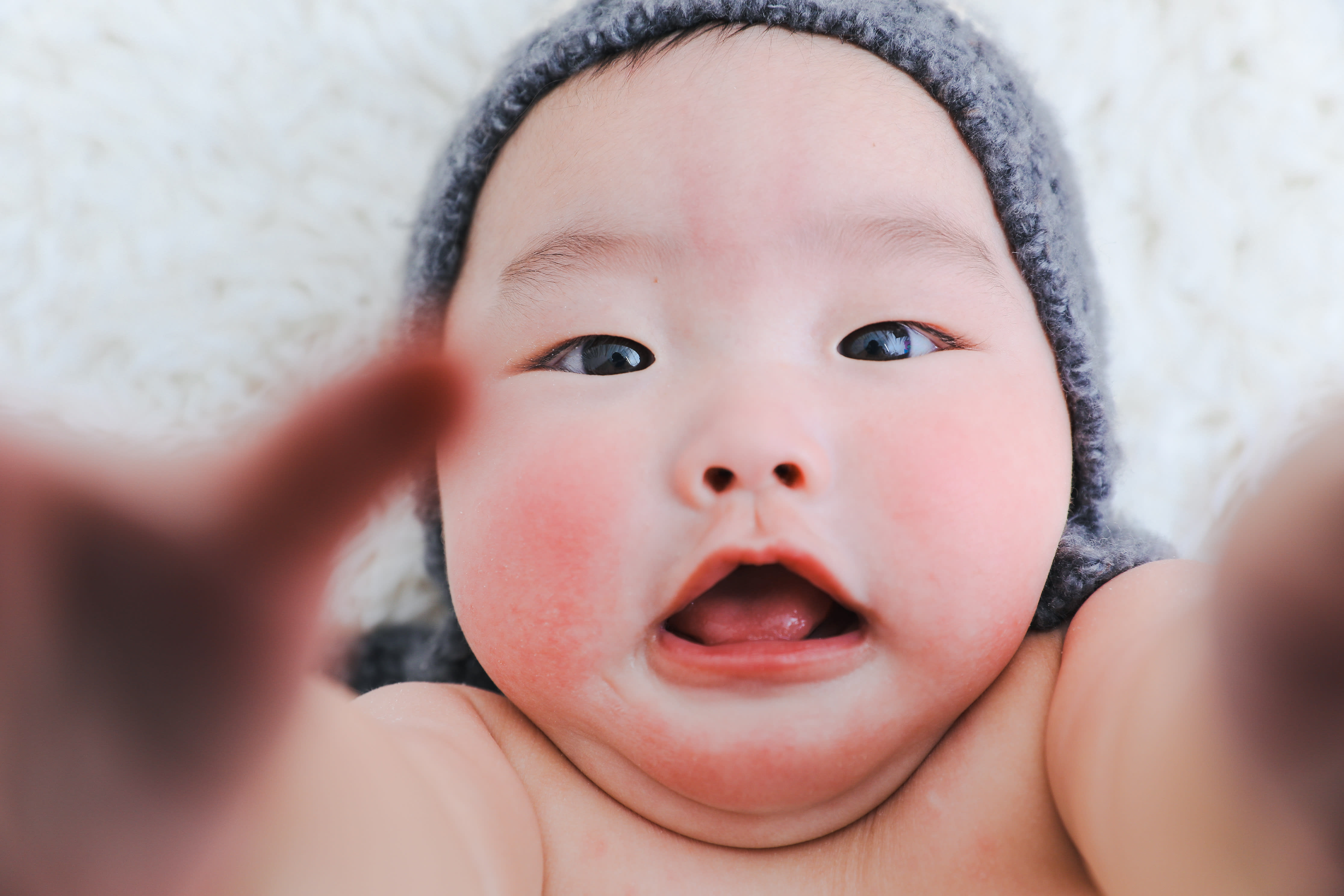 ベビーフォト　赤ちゃん　記念日　キッズフォトスタジオ　HAPISTA