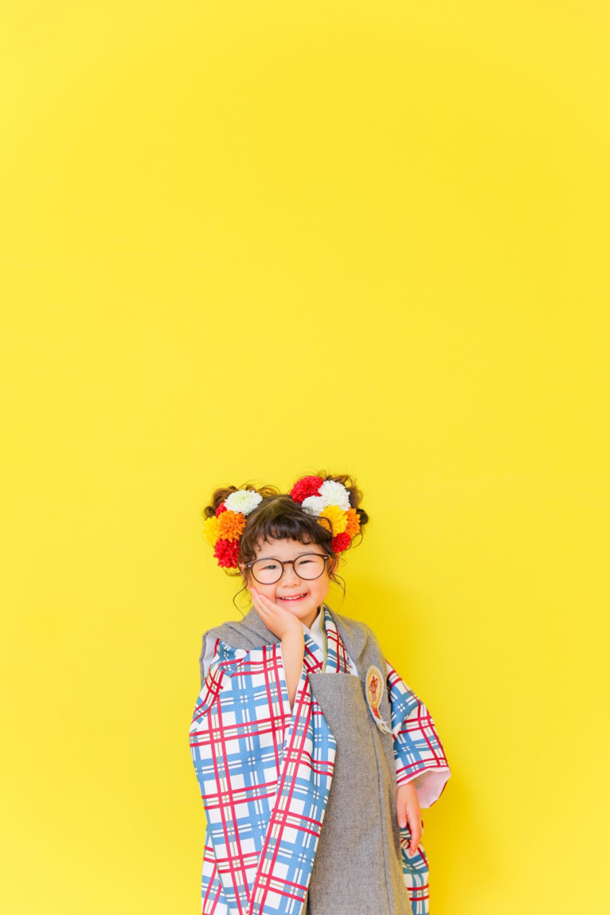 七五三　3歳女の子　可愛い　カラフル　キッズフォトスタジオ　ハピスタ