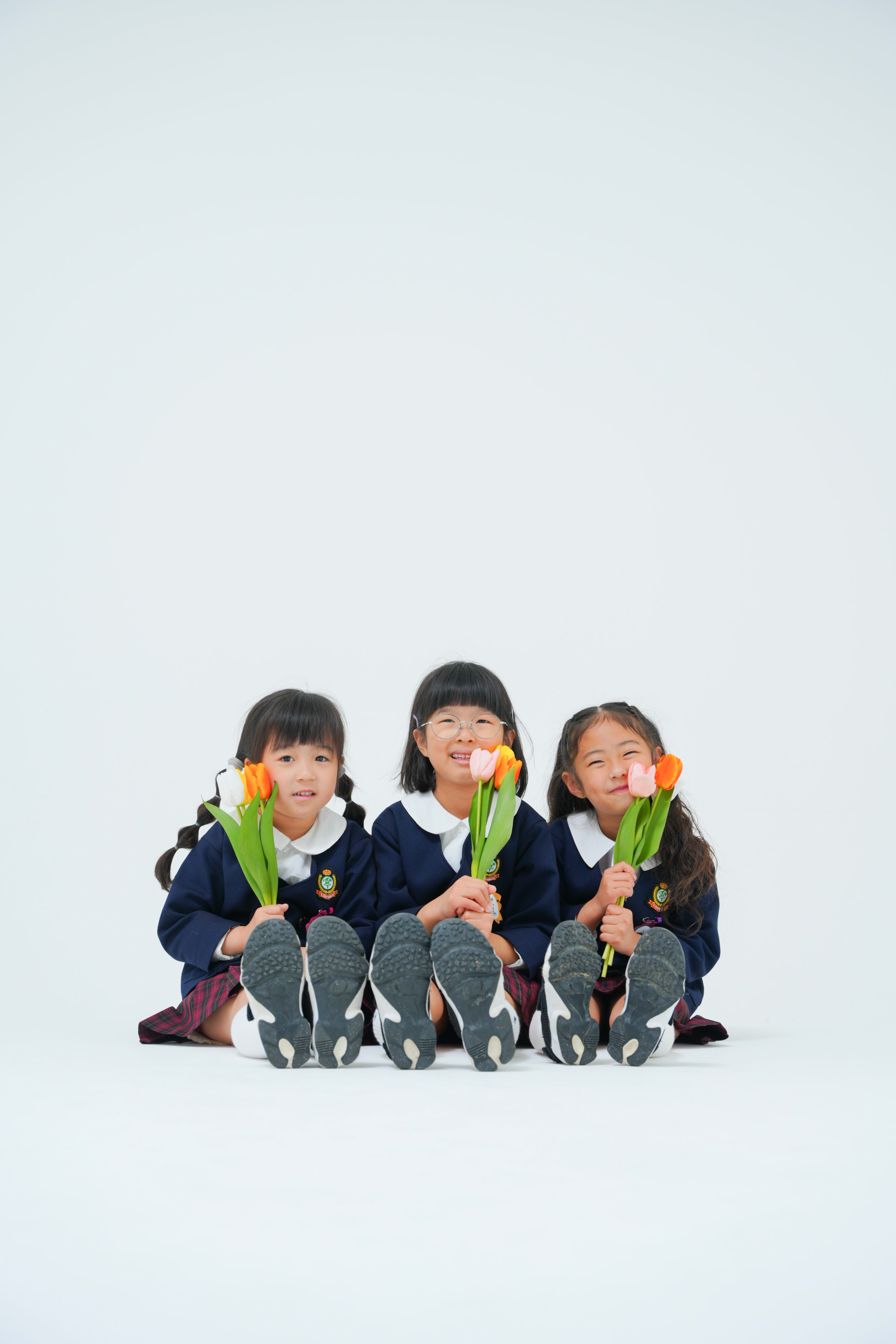 卒園　卒園写真　卒業　卒業写真　卒園卒業撮影　キッズフォトスタジオ　大阪フォトスタジオ　フォトスタジオ　大阪フォトスタジオ　堺市フォトスタジオ　制服撮影　友達撮影　仲良し写真　友達と卒園撮影
