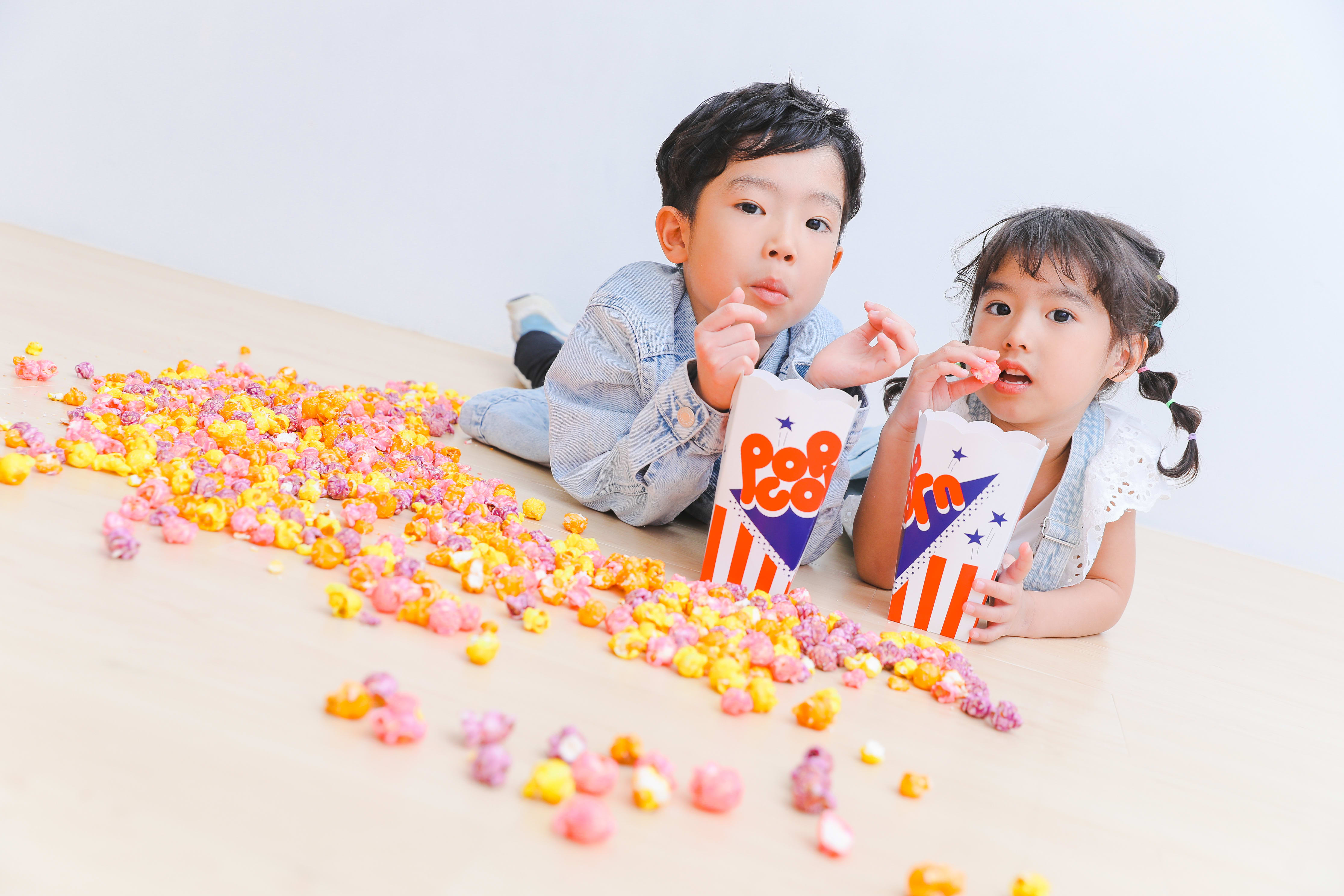 きょうだい撮影　写真　カラフル　ポップコーン　フォトスタジオ　ハピスタ