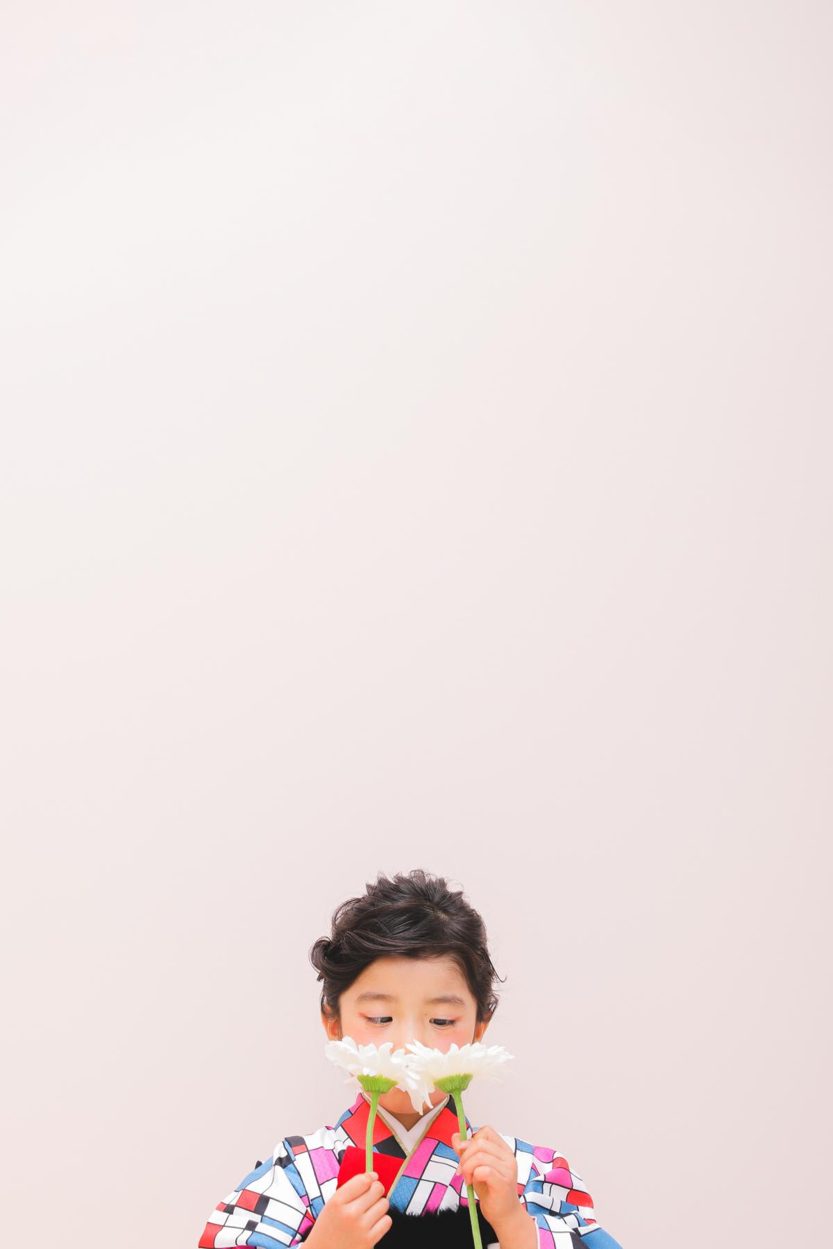 七五三　７歳女の子　可愛い　カラフル　キッズフォトスタジオ　ハピスタ