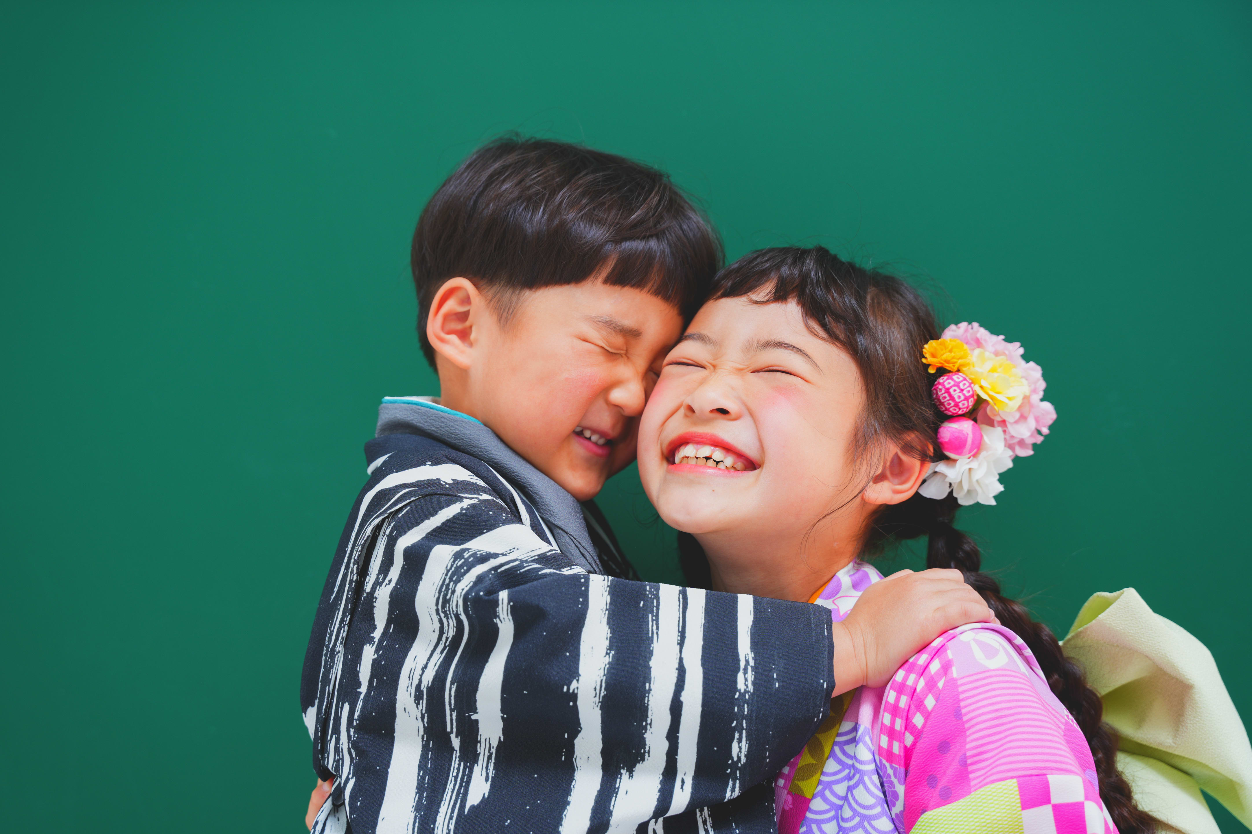 七五三　7歳　3歳　姉弟　家族写真