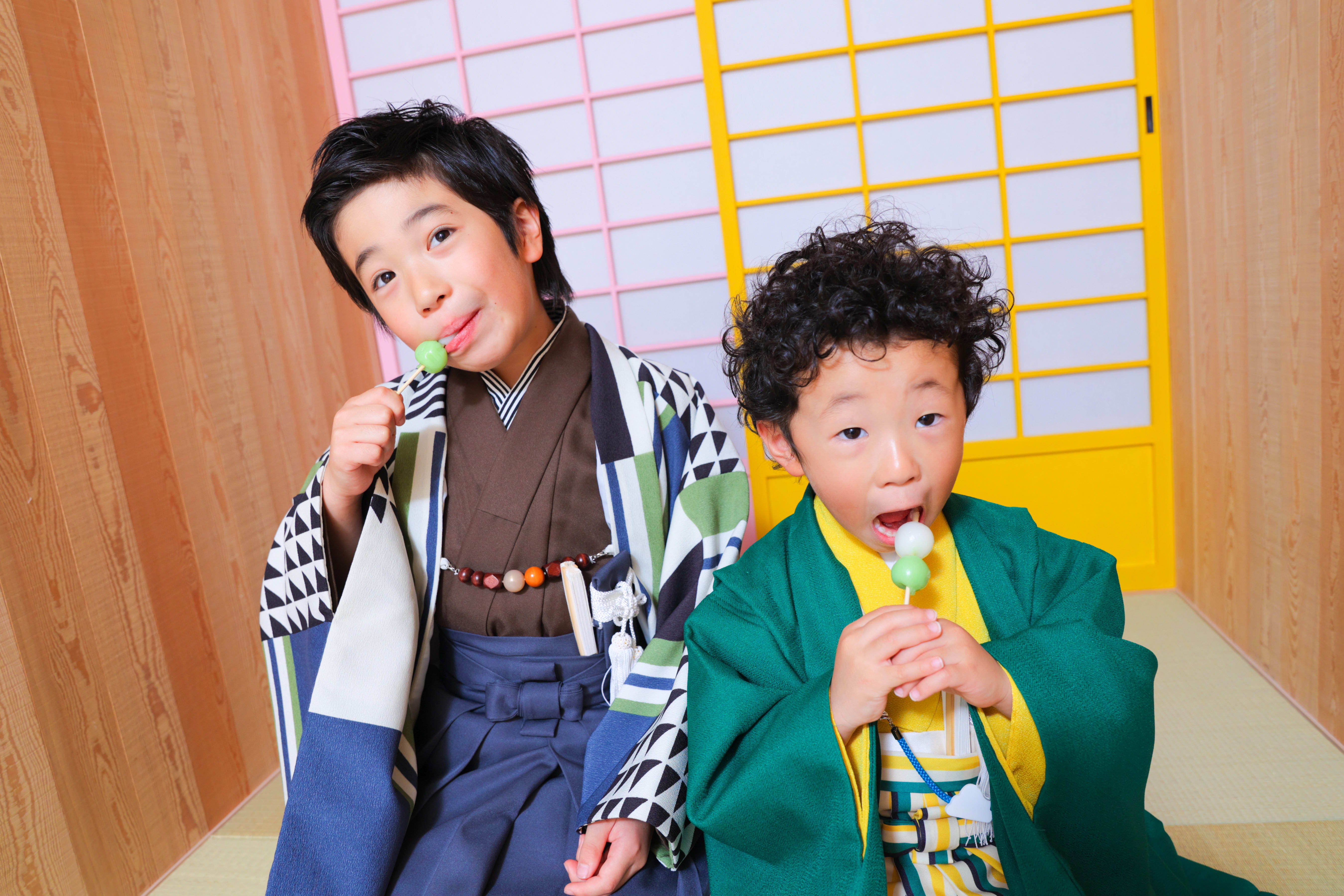 5歳男の子　10歳男の子　兄弟　753 七五三　2分の1成人式