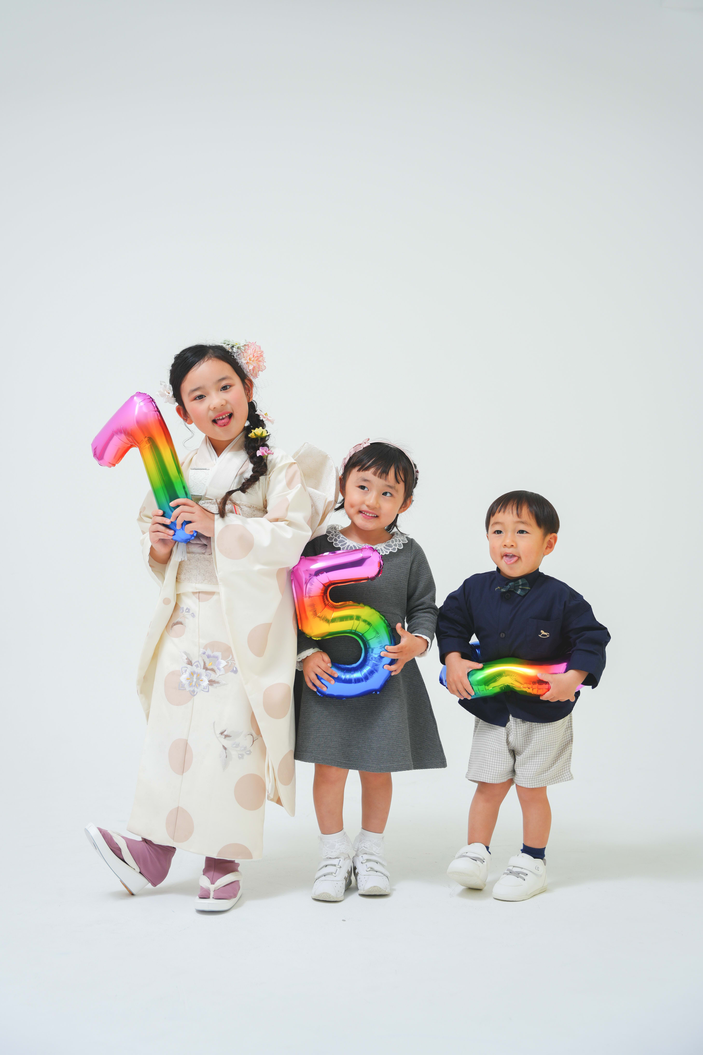 七五三　七五三撮影　753　753撮影　7歳　7歳女の子　キッズフォトスタジオ　大阪フォトスタジオ　堺市フォトスタジオ　3兄弟　兄弟撮影　