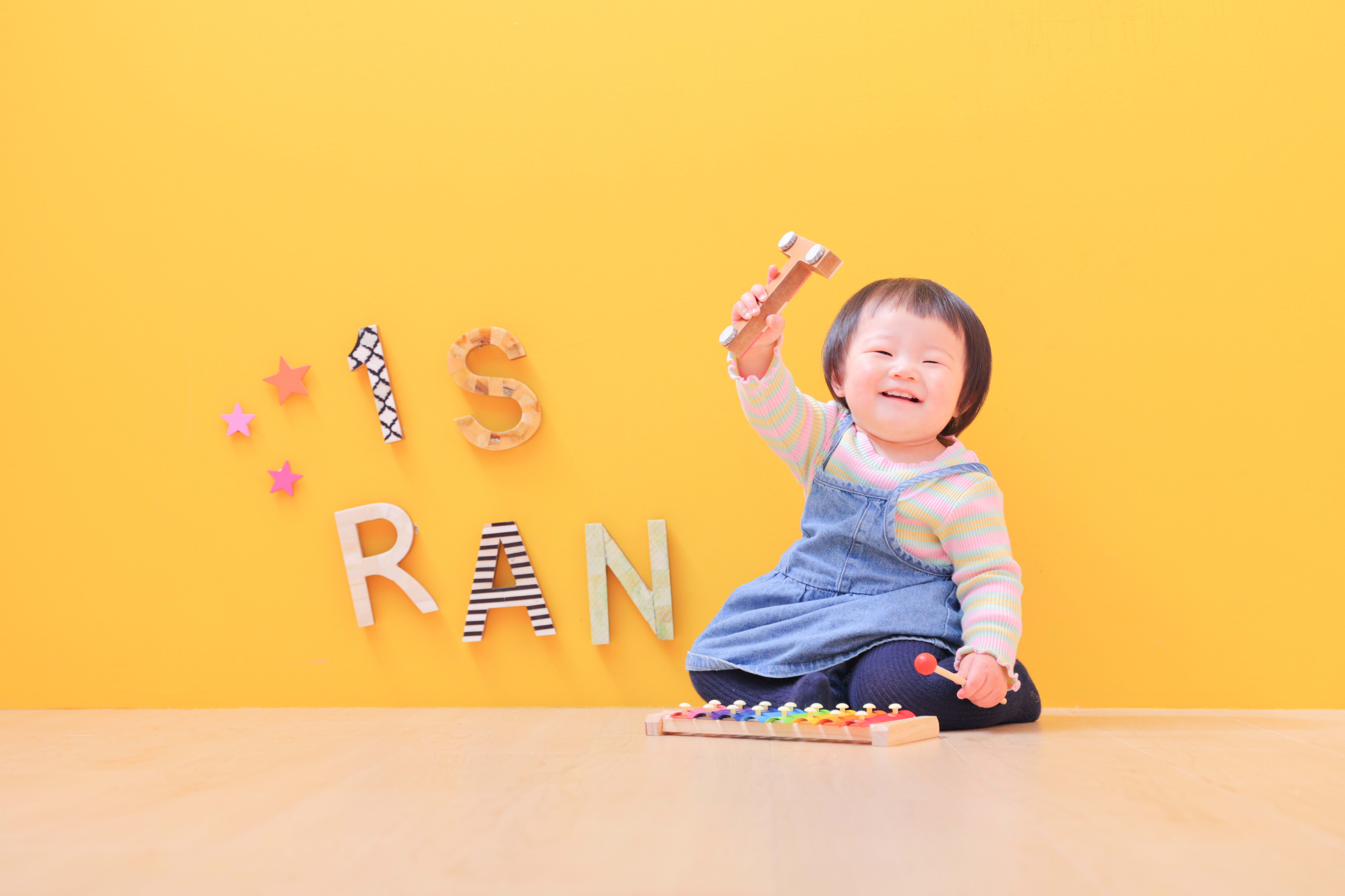 1歳女の子　1歳誕生日