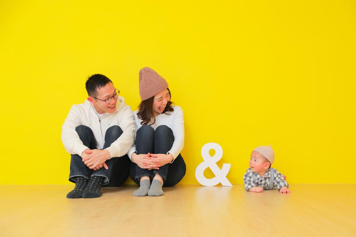 ベビーフォト　赤ちゃん　家族写真　記念日　キッズフォトスタジオ　HAPISTA