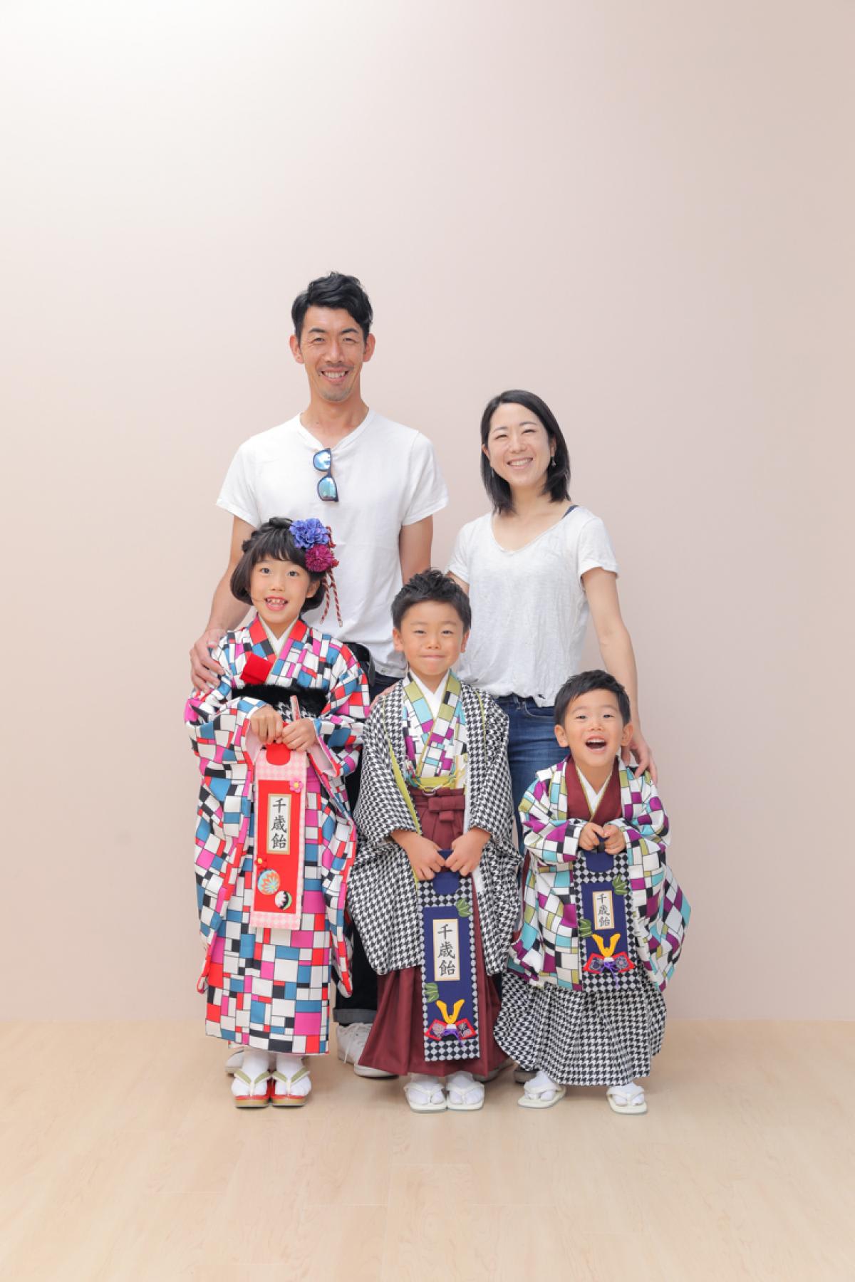 七五三　記念写真　男の子　女の子　家族写真　キッズフォトハウス　HAPISTA