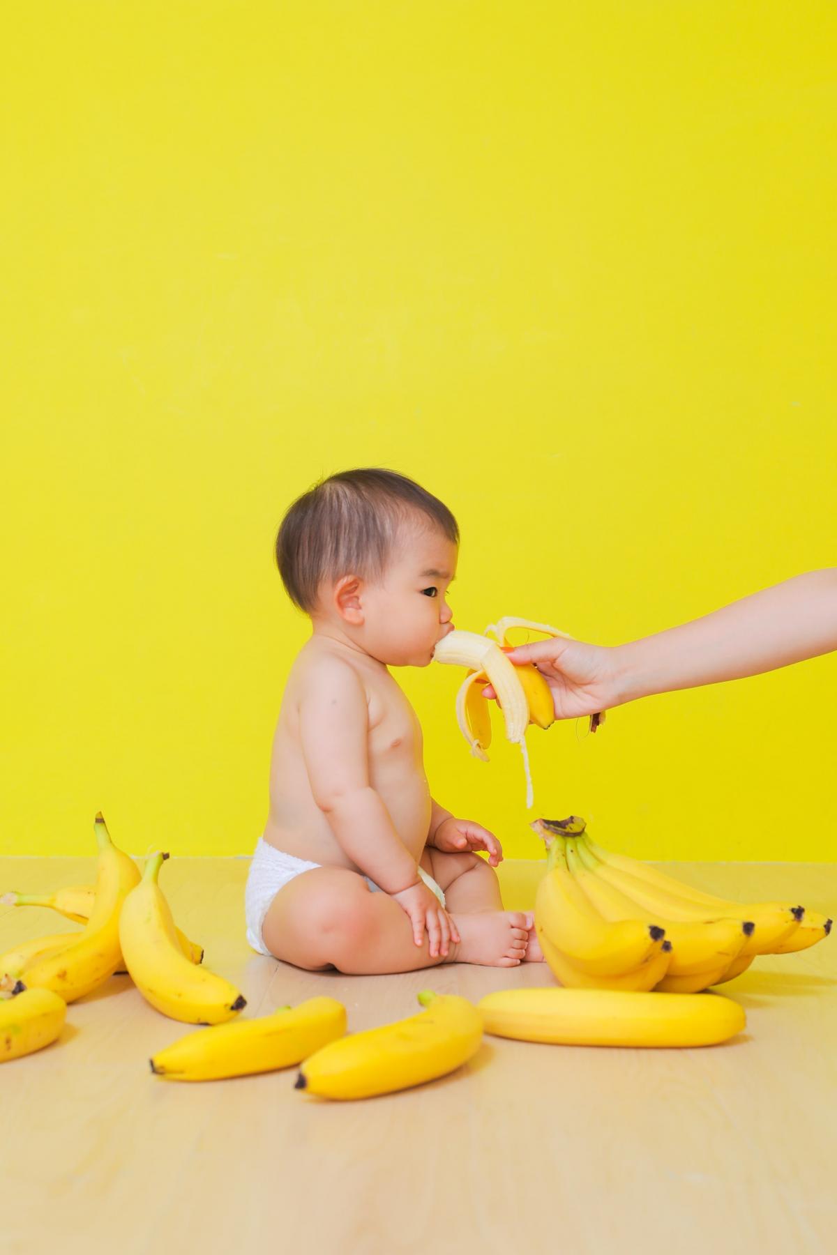 バースデー　お誕生日　赤ちゃん　バナナ　キッズ写真　HAPISTA